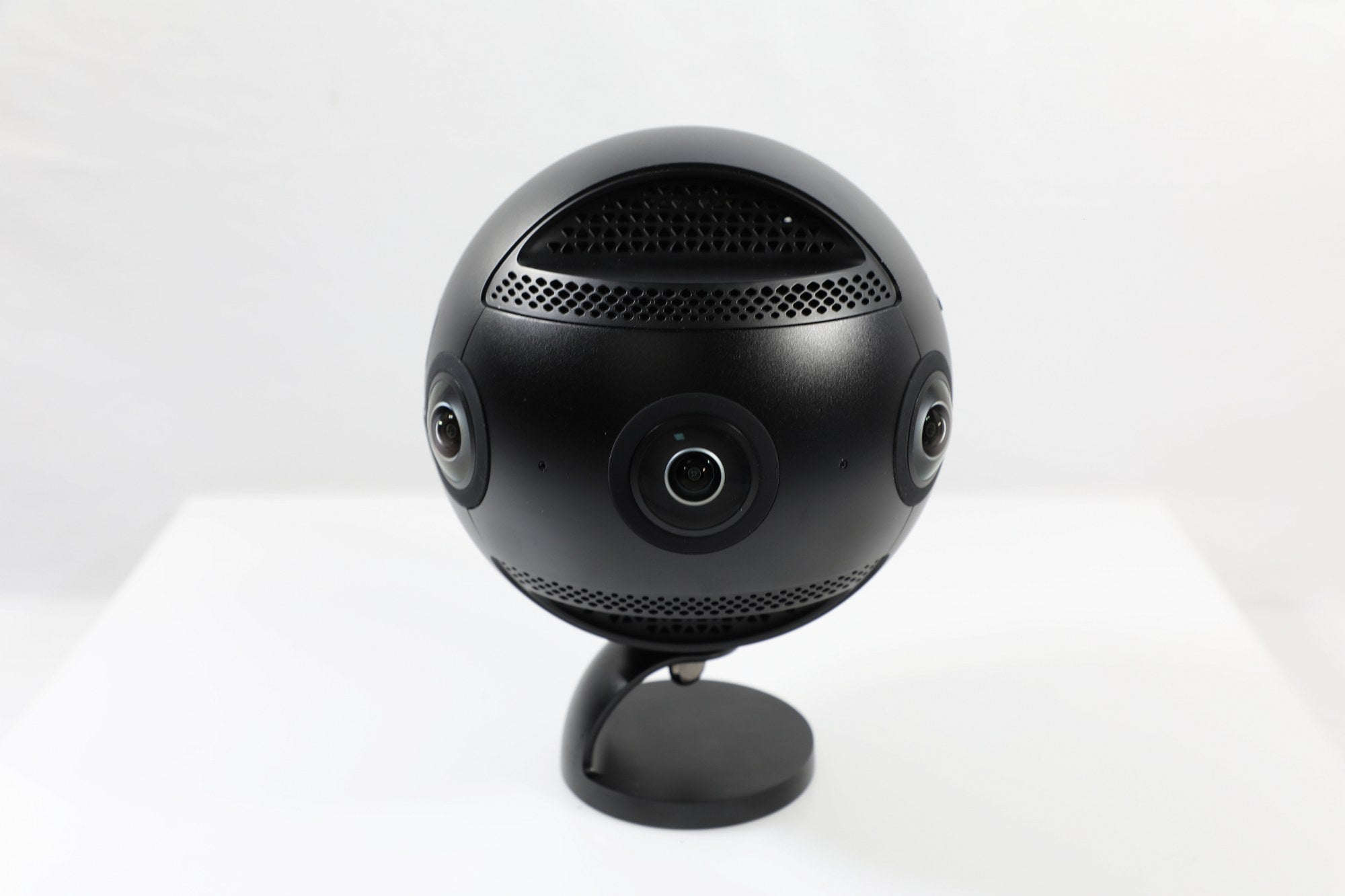 Insta360 Pro Spherical VR 360 8K Camera - DOKAN