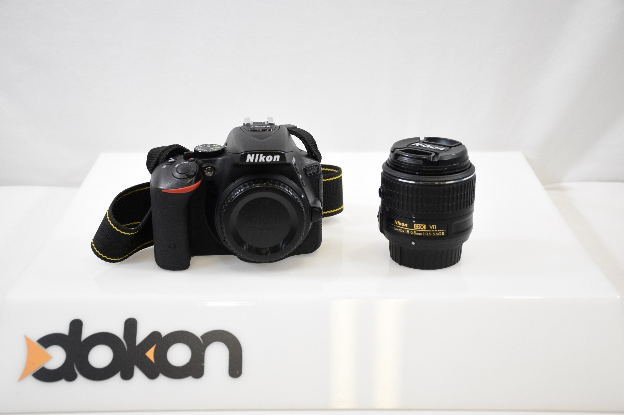 Nikon D5500 DSLR Camera - DX VR NIKKOR 18-55mm f/3.5-5.6G G II Lens - DOKAN