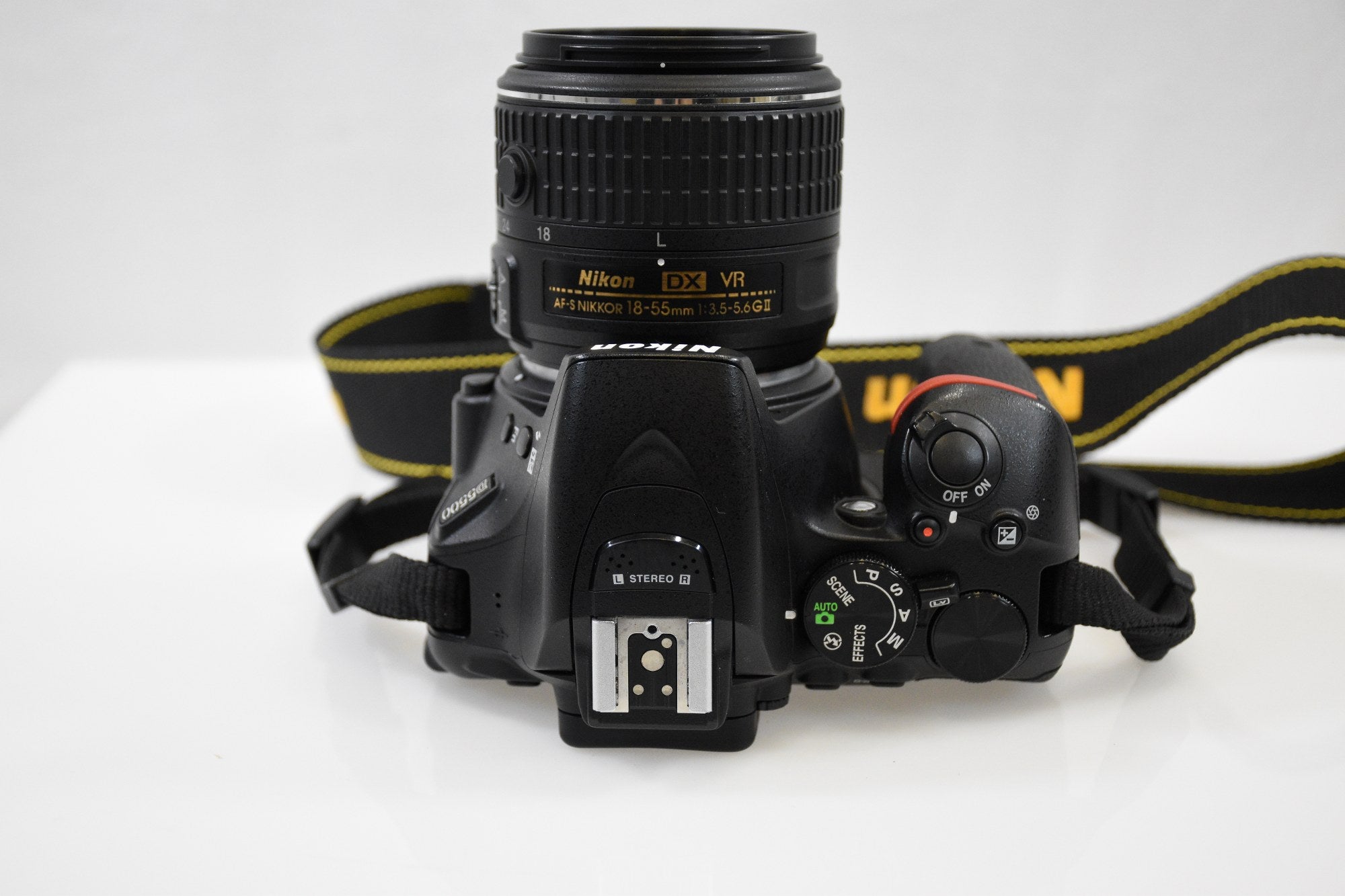 Nikon D5500 DSLR Camera - DX VR NIKKOR 18-55mm f/3.5-5.6G G II Lens - DOKAN