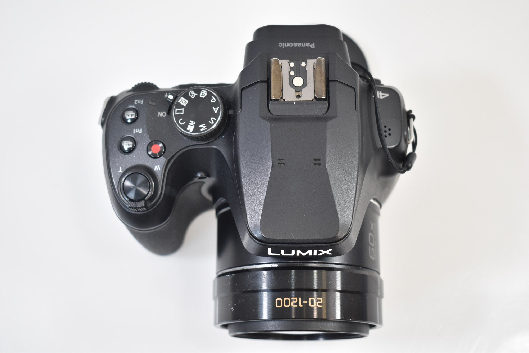 Panasonic LUMIX DC-FZ80DK Full-Frame with 20-1200mm Lens Kit - box and bag