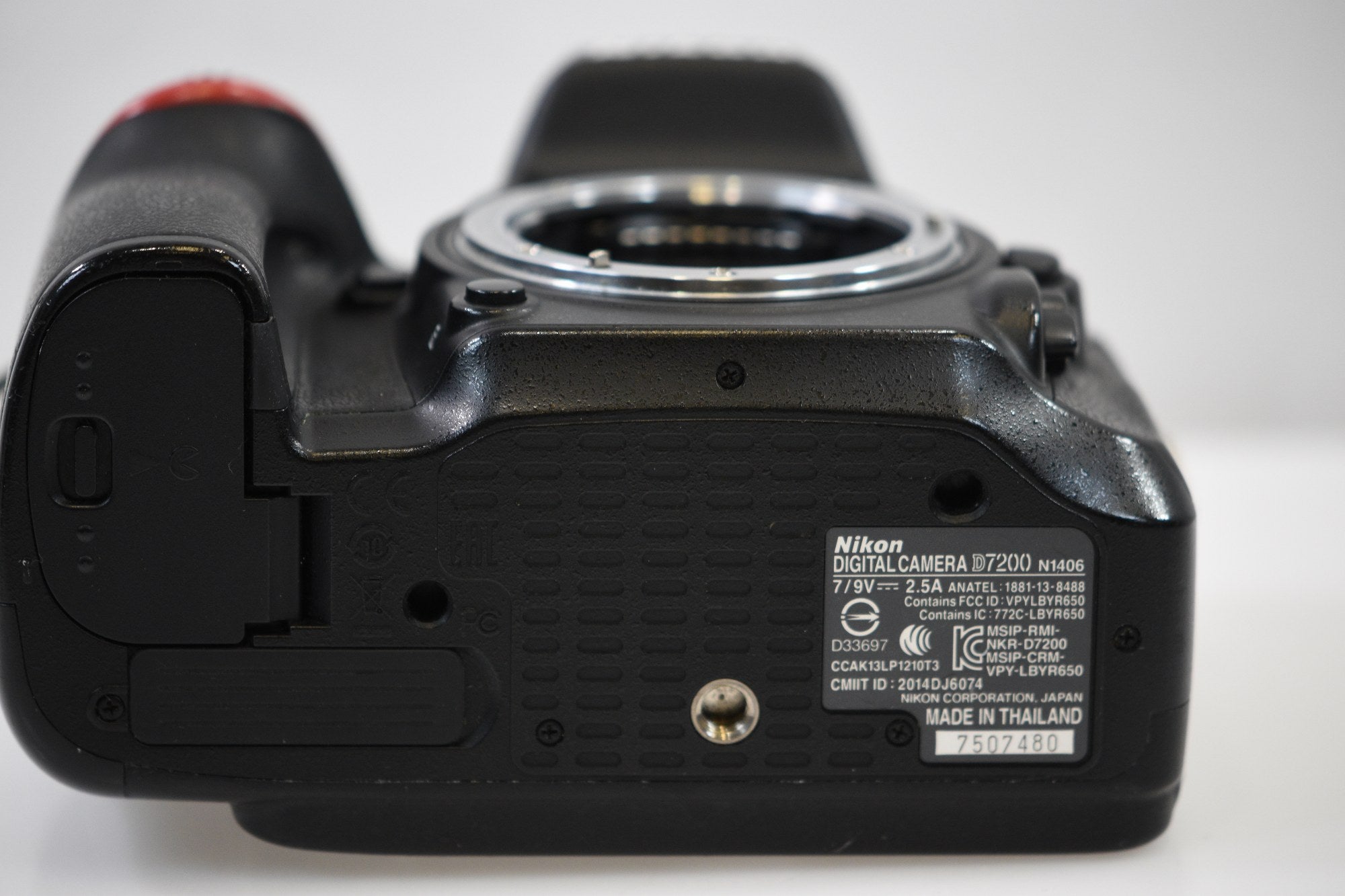 Nikon D7200 DSLR Camera - Body