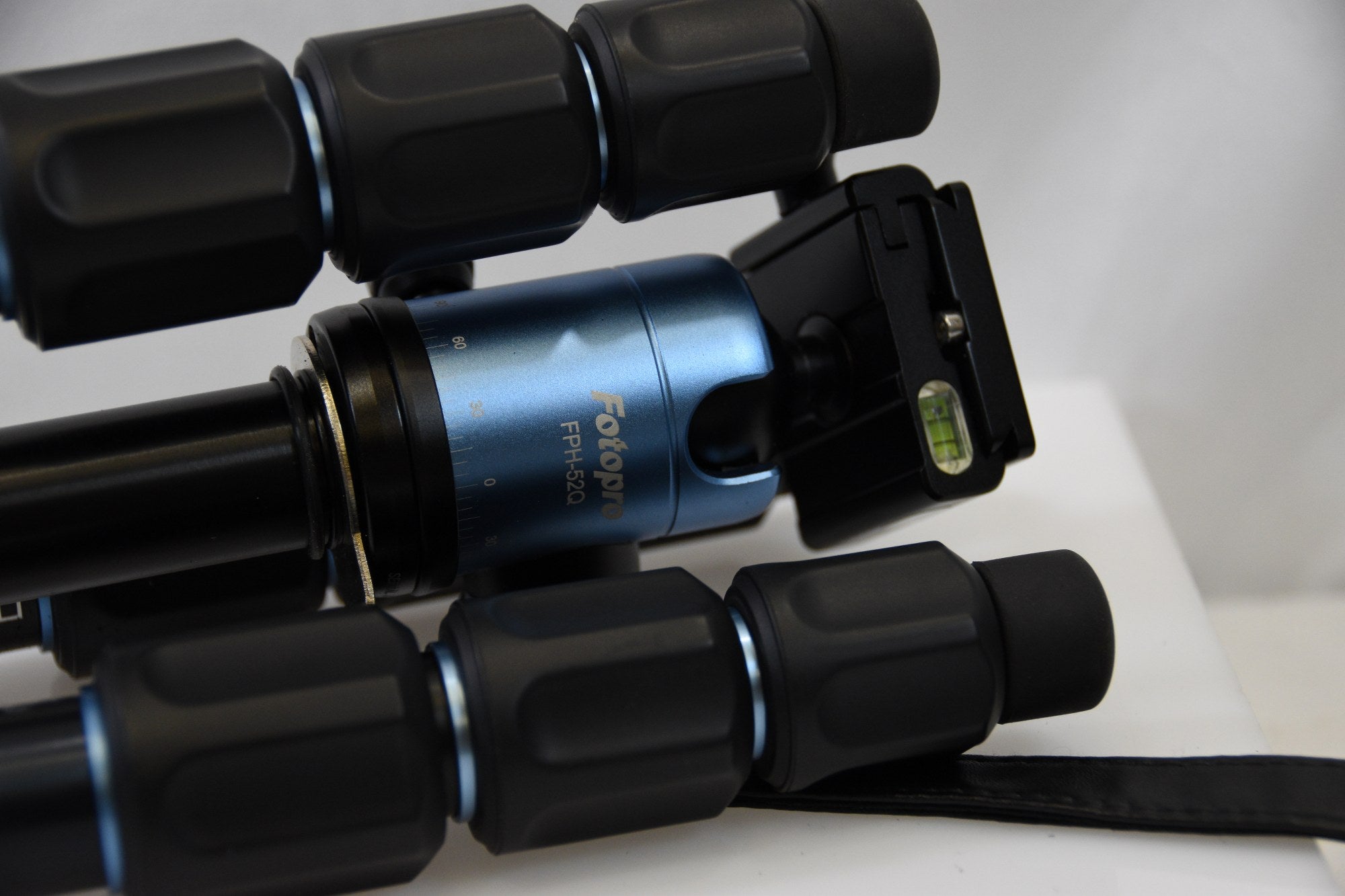 Fotopro C5i Aluminum Tripod & Monopod with FPH-52Q Ball Head
