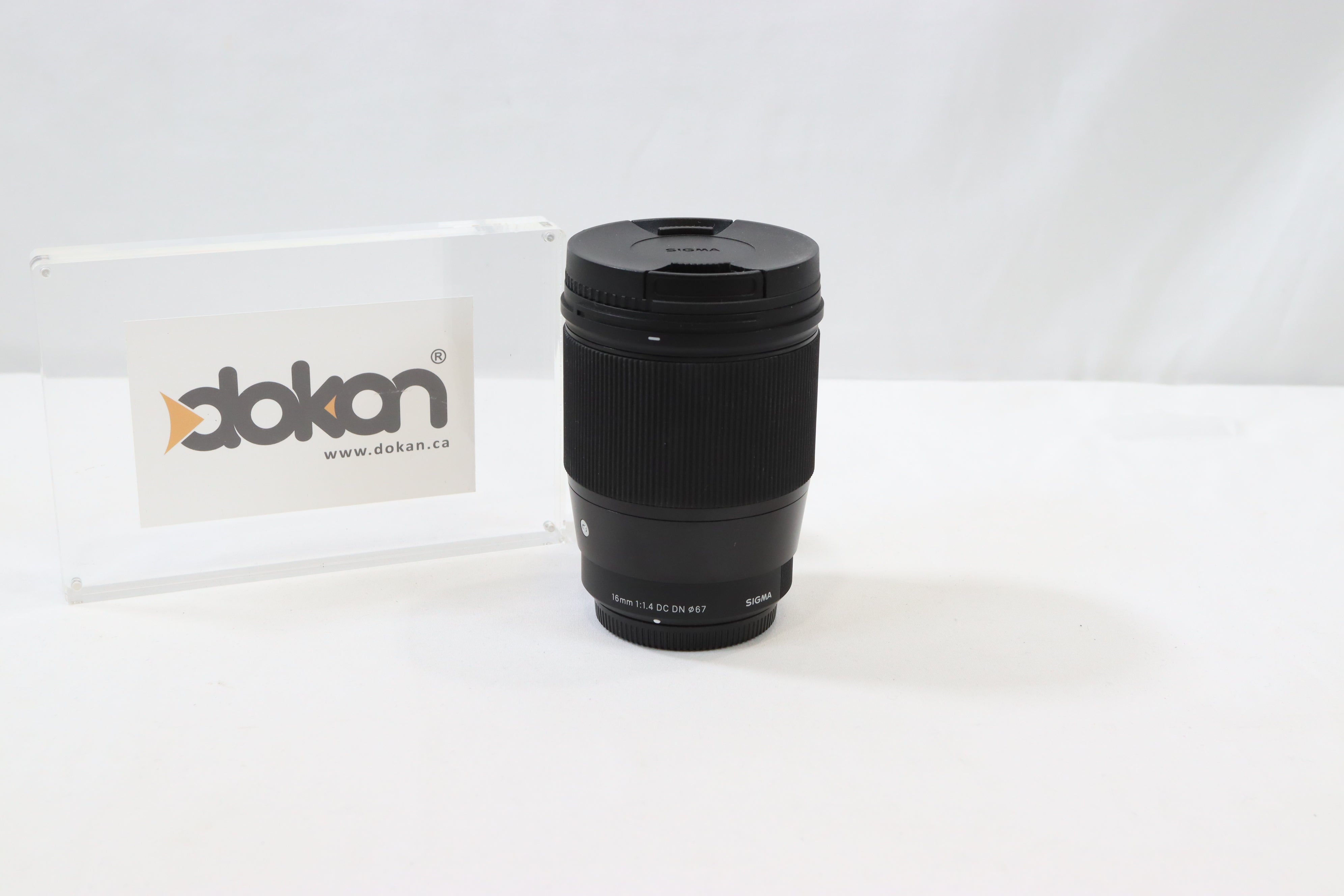 Sigma 16mm f/1.4 DC DN Contemporary Lens - FUJIFILM X-Mount/APS-C Format - DOKAN