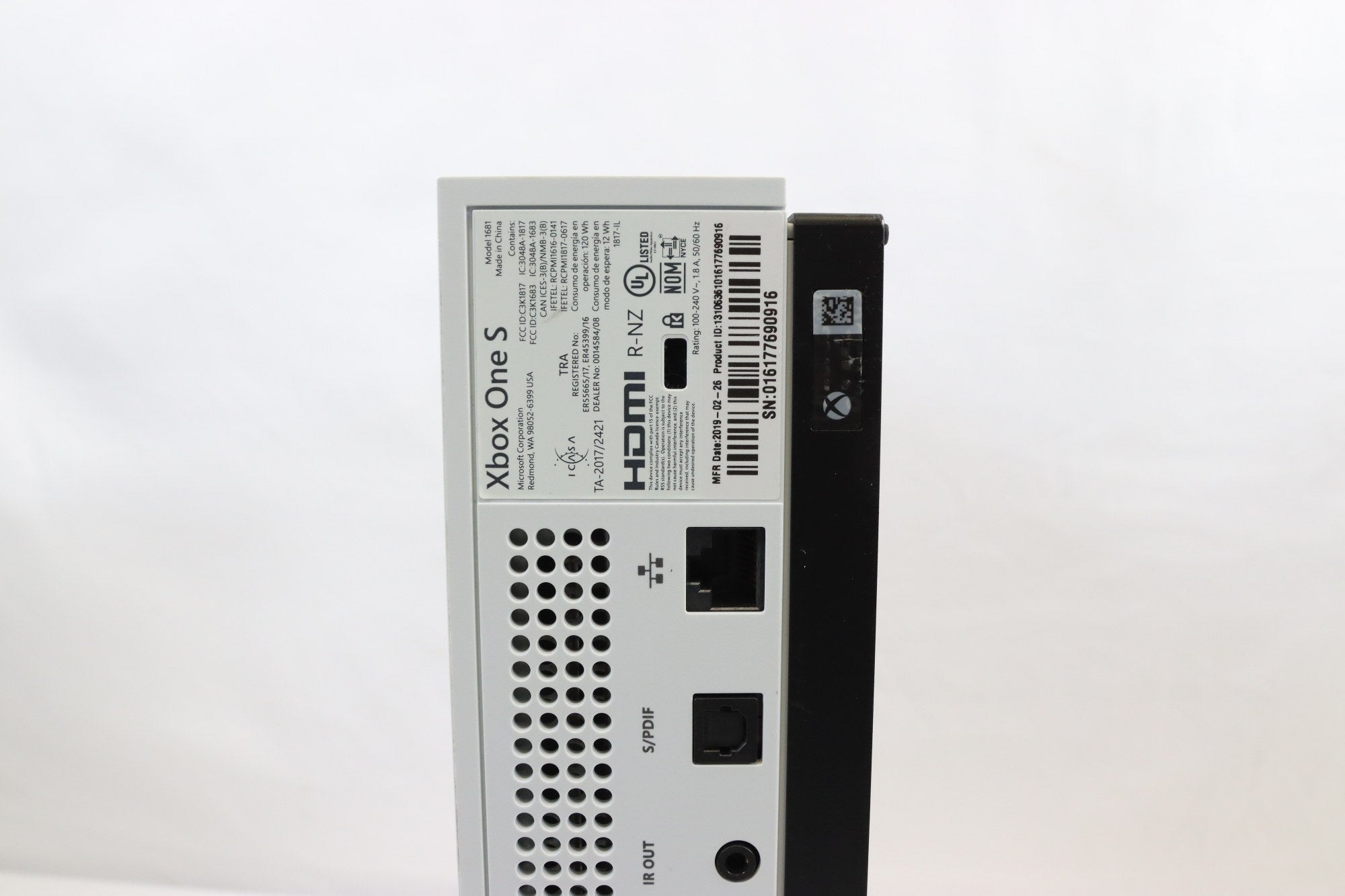 Xbox One S 1TB Console - Xbox One S Edition - DOKAN