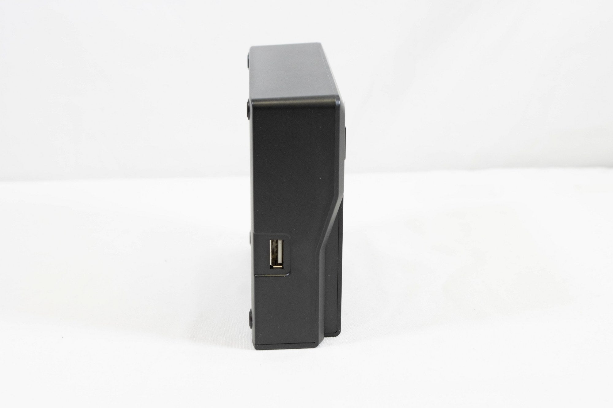 Dual Digital Battery Charger - DOKAN