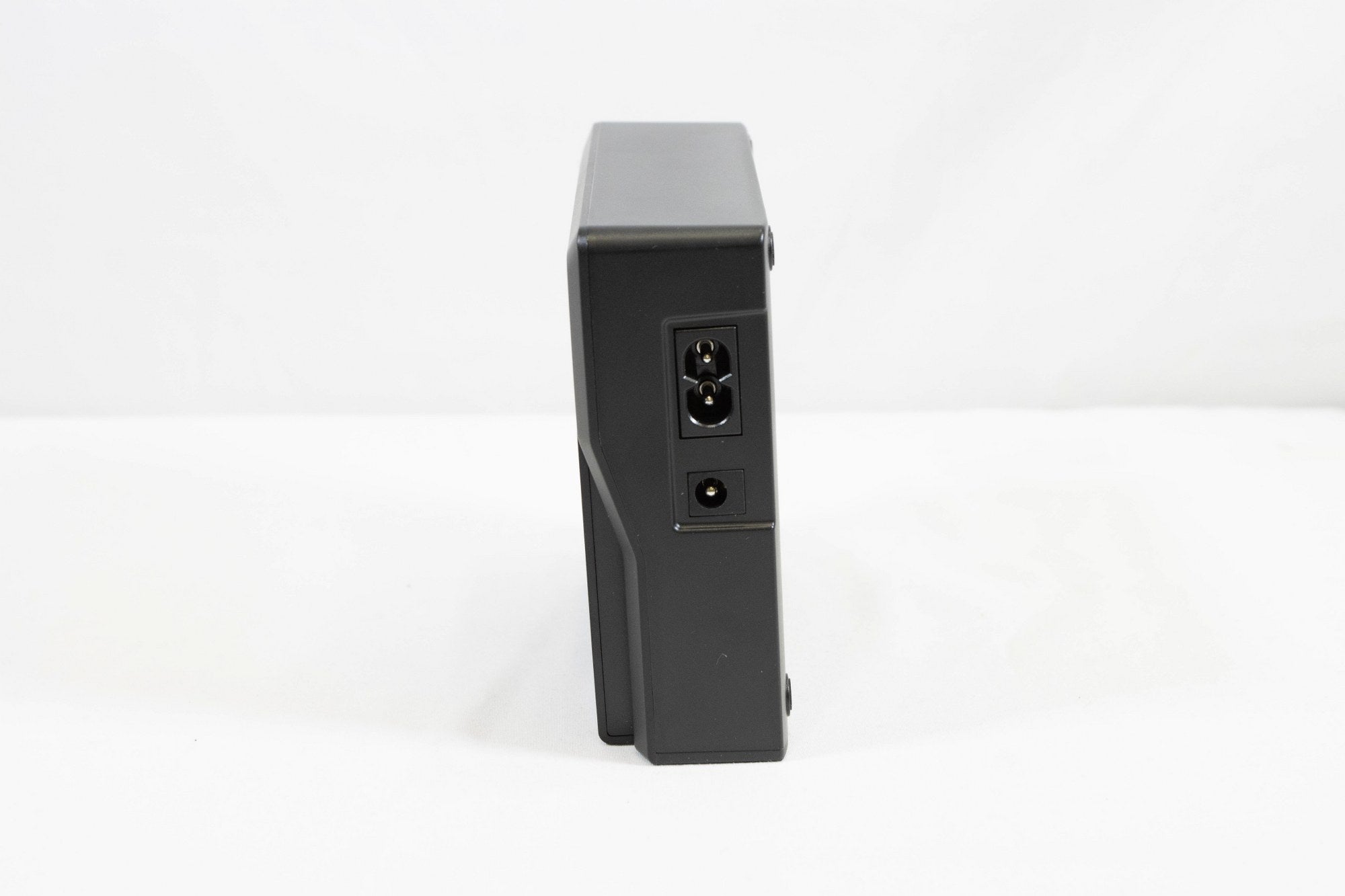 Dual Digital Battery Charger - DOKAN
