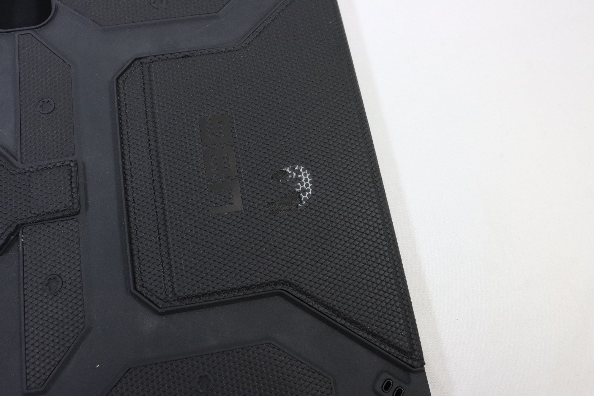 Uag iPad Pro 11" Folio case - DOKAN