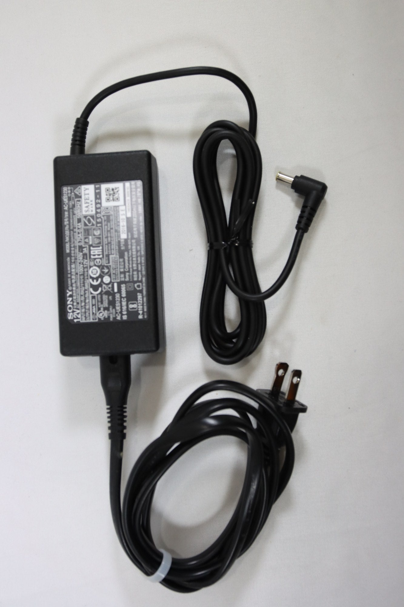 Sony FS7 II Power Supply AC-UES1230 - DOKAN