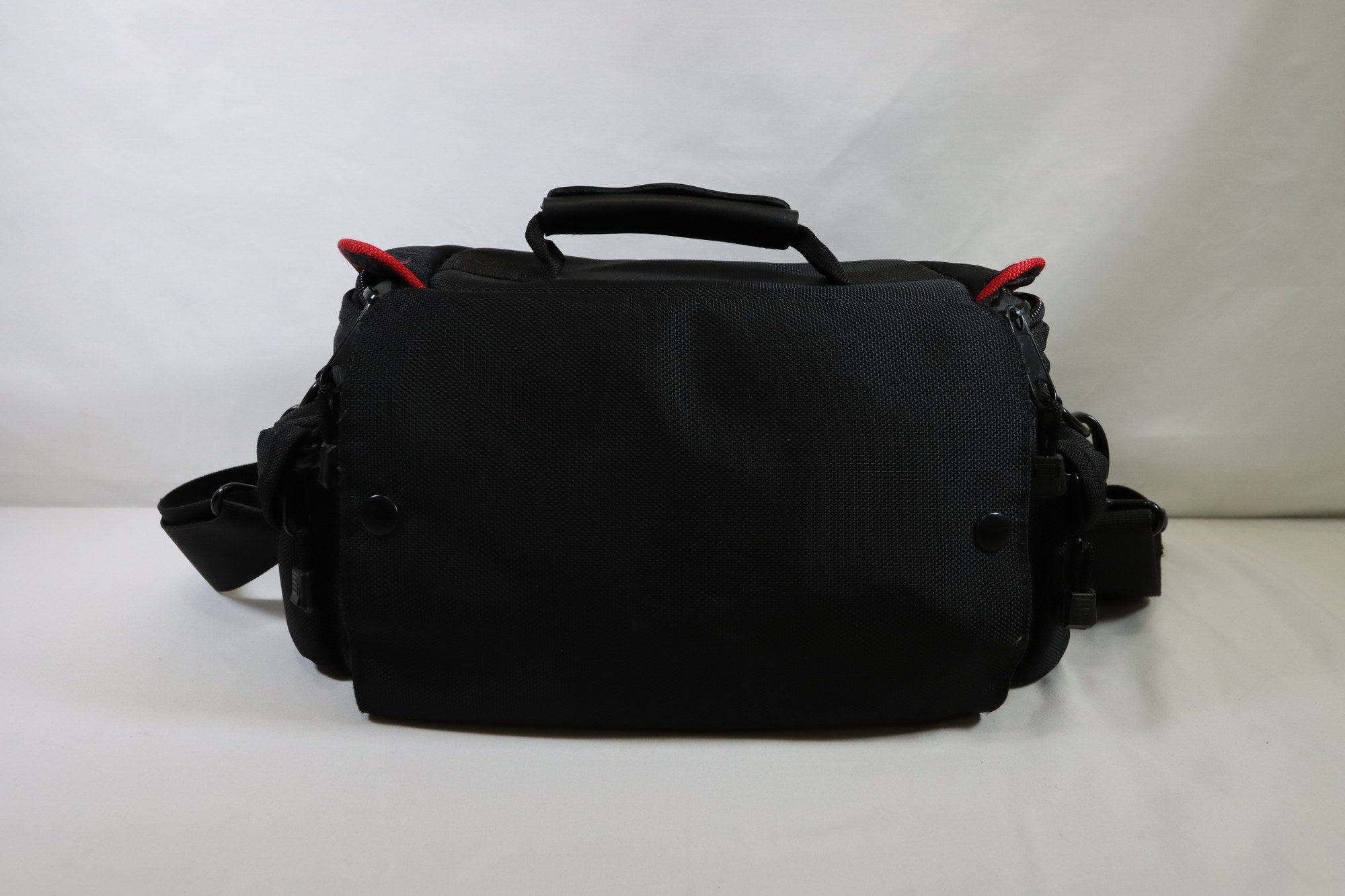 Canon 200SR Medium DSLR Bag - DOKAN
