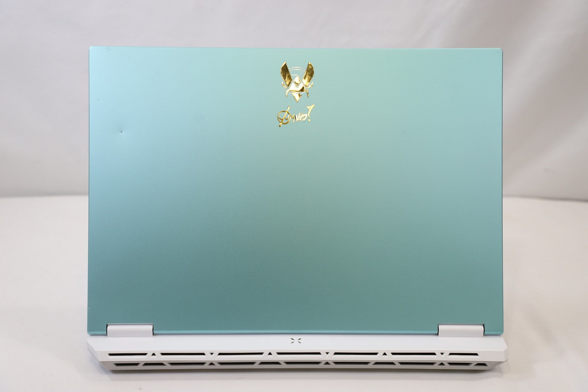 ASUS Tianxuan 6 Pro (FA608FP) 16" - Ryzen 9 9955HX 32GB 2TB RTX 5070 - Gaming Laptop