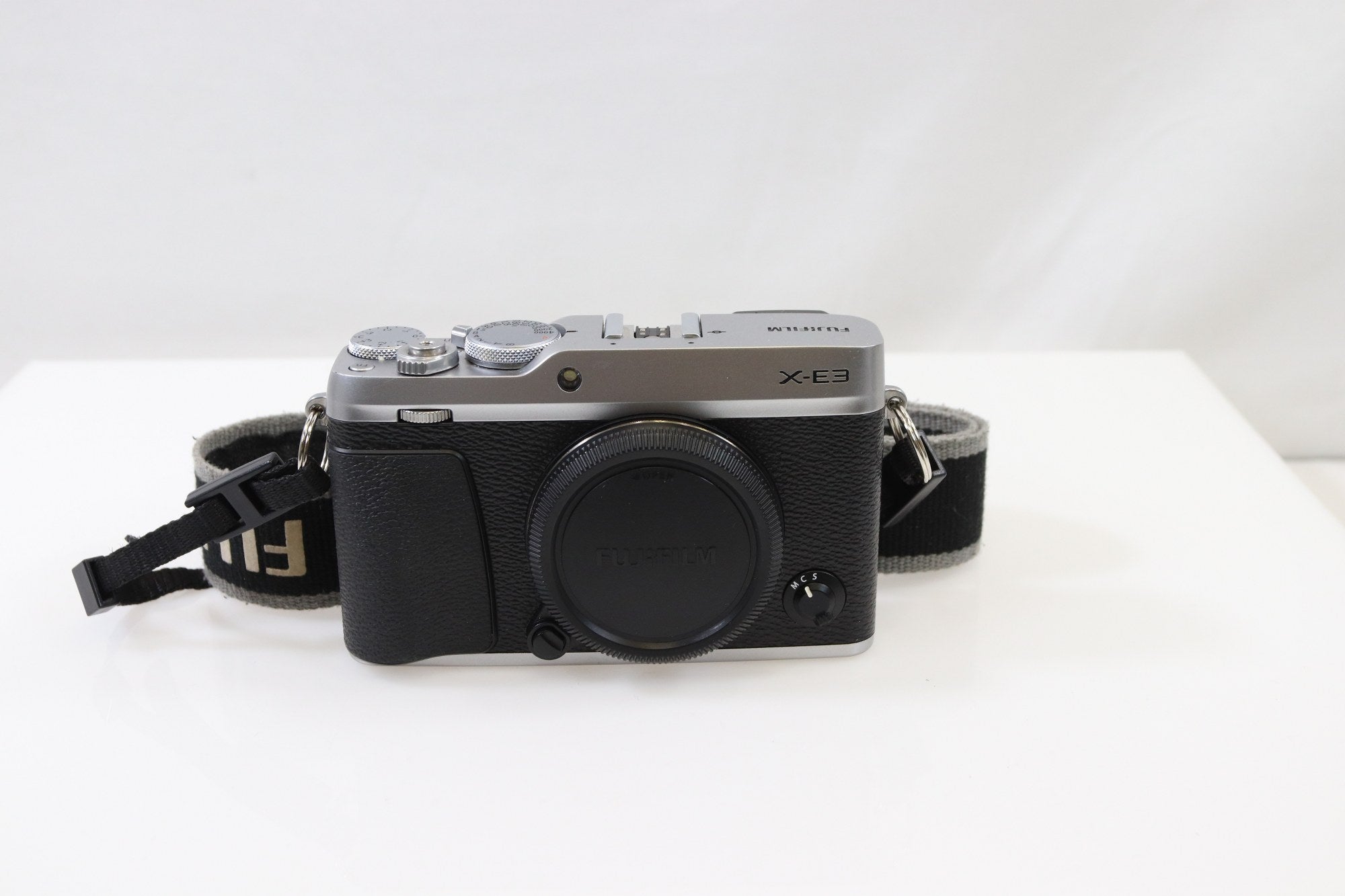 Fujifilm Fuji X-E3 Mirrorless Digital Camera - Body - DOKAN
