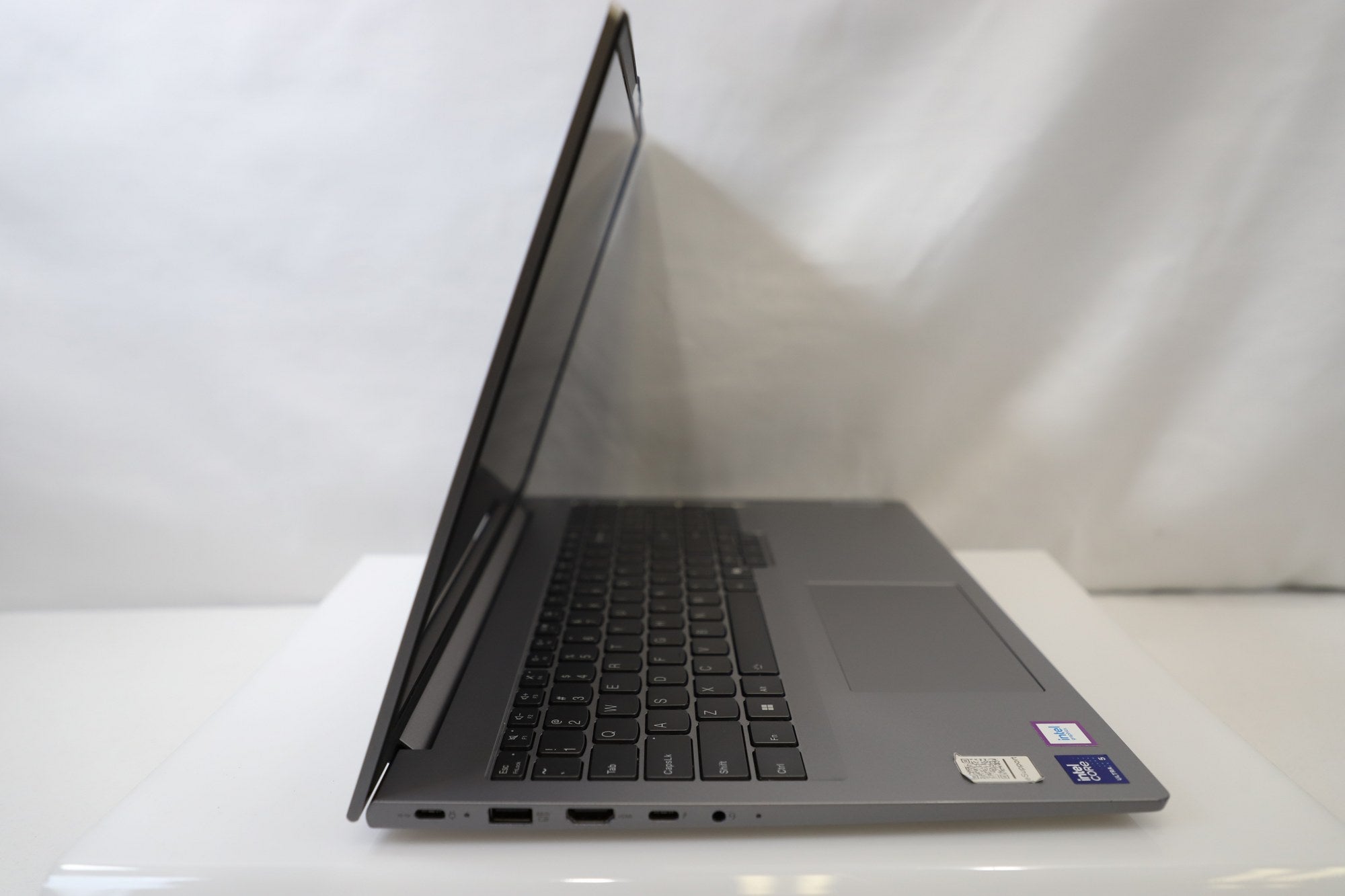 Lenovo ThinkBook 16 G7 16" - Intel Ultra 5 125U 16GB 512GB - Touchscreen Laptop