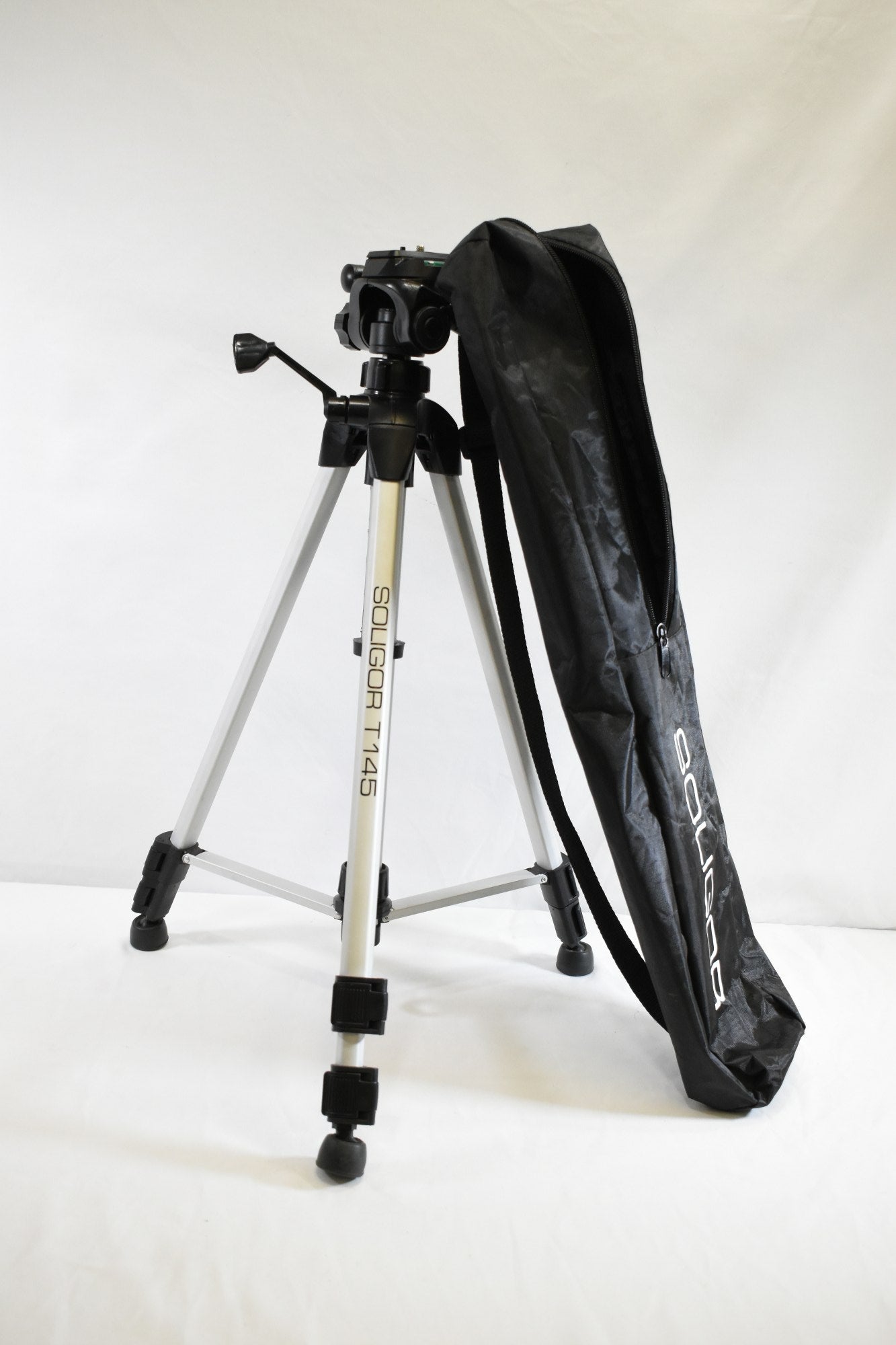 Soligor T145 Camera Tripod - DOKAN