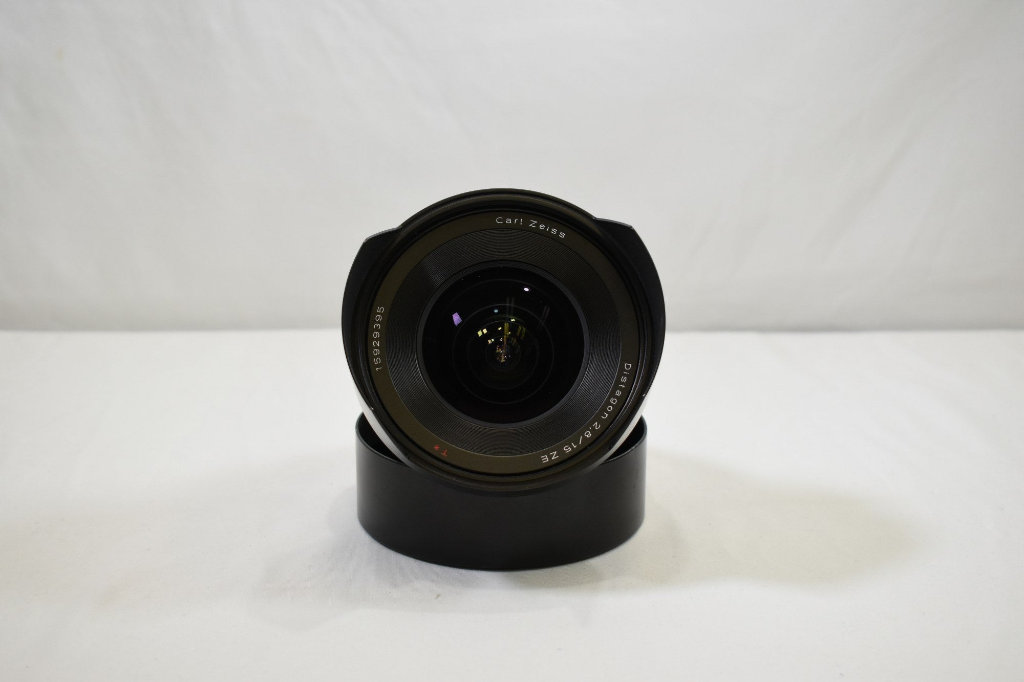 ZEISS Distagon T* 15mm f/2.8 ZE Lens - EF-Mount Lens/Full-Frame Format - DOKAN
