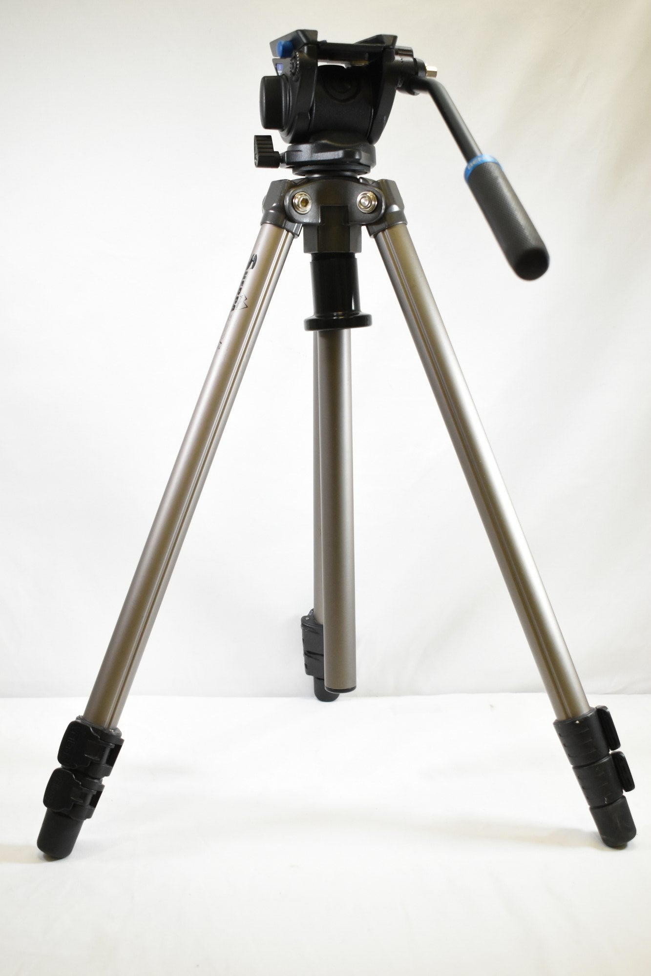 Shepra 200R Camera Tripod - DOKAN