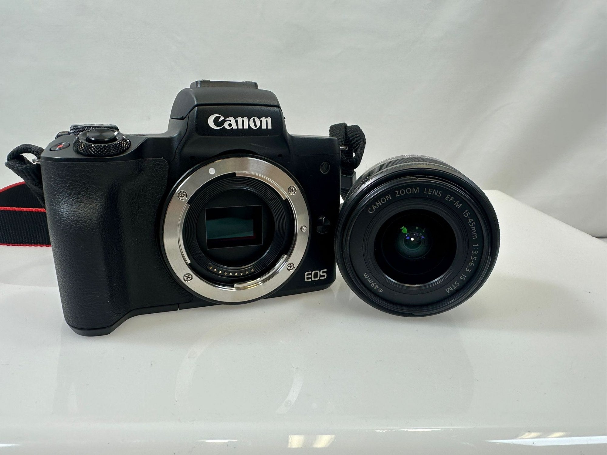 Canon EOS M50 Mark II Camera - EF-M 15-45mm is STM Kit