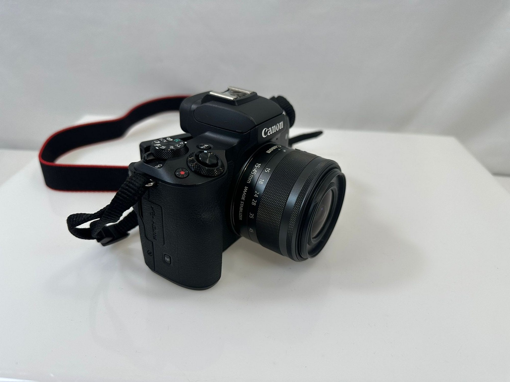 Canon EOS M50 Mark II Camera - EF-M 15-45mm is STM Kit