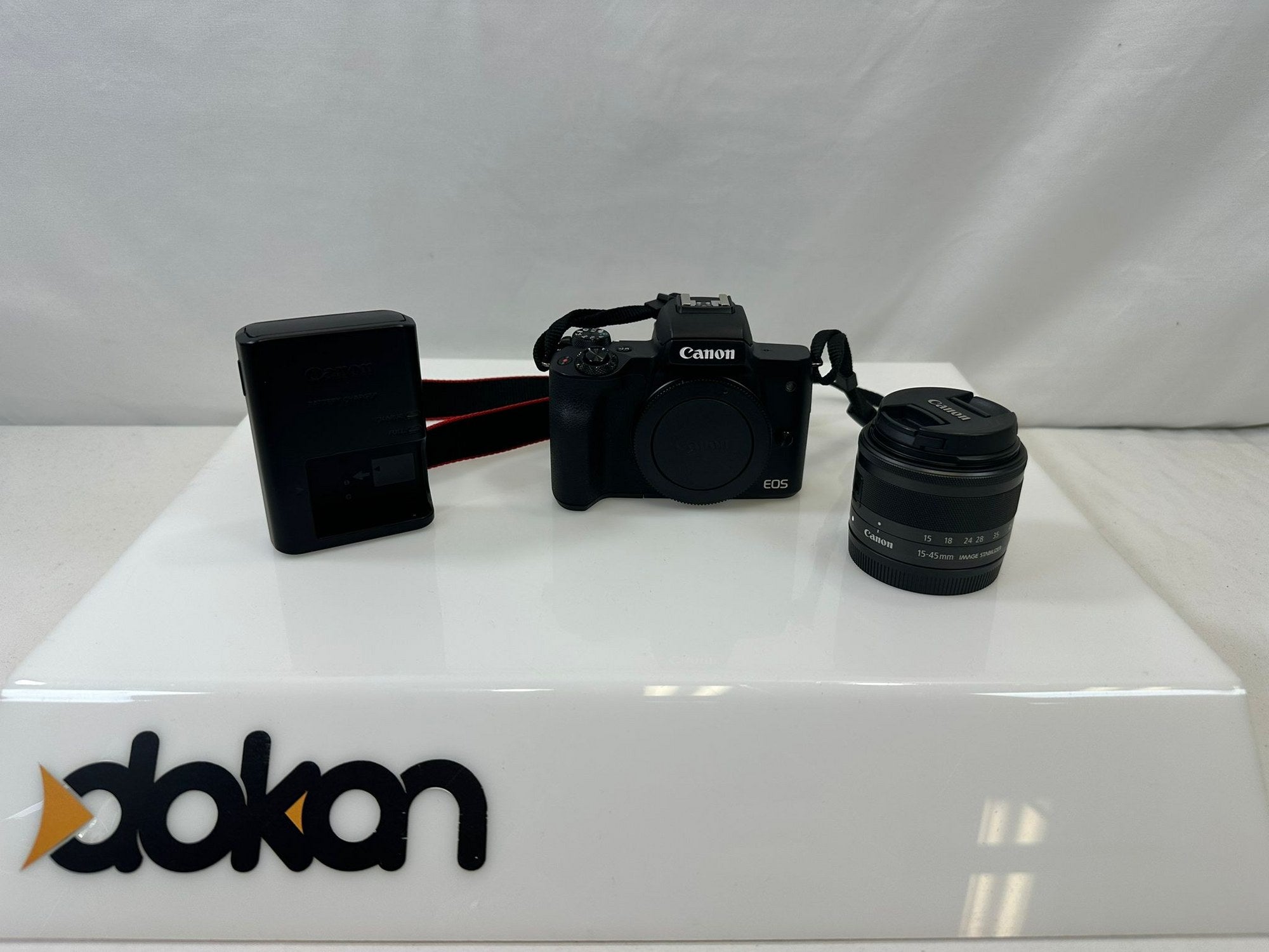 Canon EOS M50 Mark II Camera - EF-M 15-45mm is STM Kit