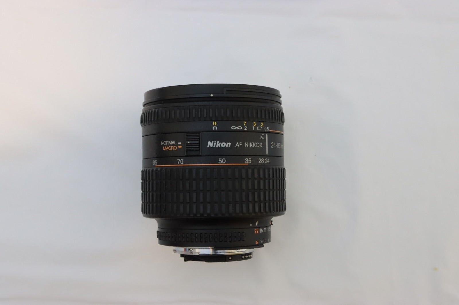Nikon AF Zoom-NIKKOR 24-85mm f/2.8-4D IF Lens - F-Mount Lens/FX Format - DOKAN