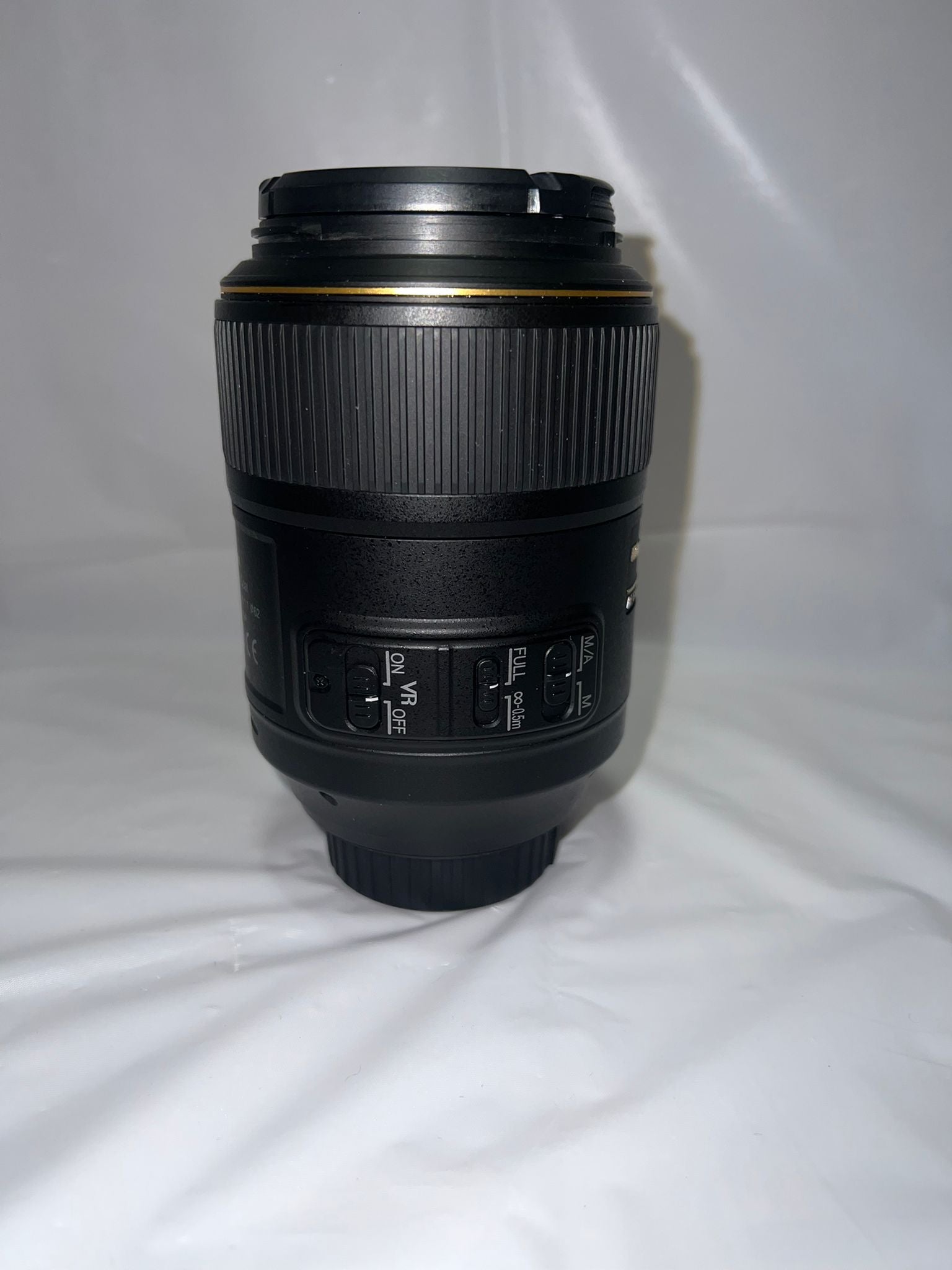 Nikon AF-S Micro NIKKOR 105mm f/2.8G IF-ED VR Lens - F-Mount Lens/FX Format - DOKAN