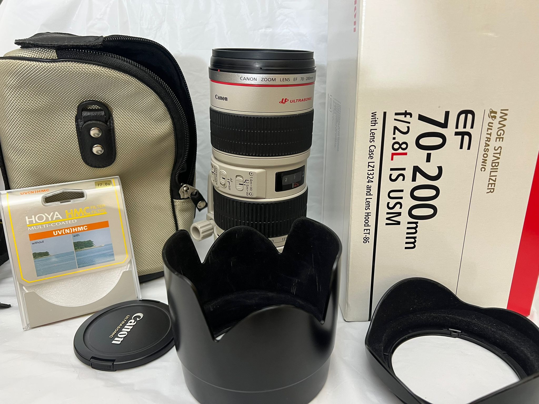 Canon EF 70-200mm f/2.8 L IS USM Lens - EF-Mount Lens/Full-Frame Format