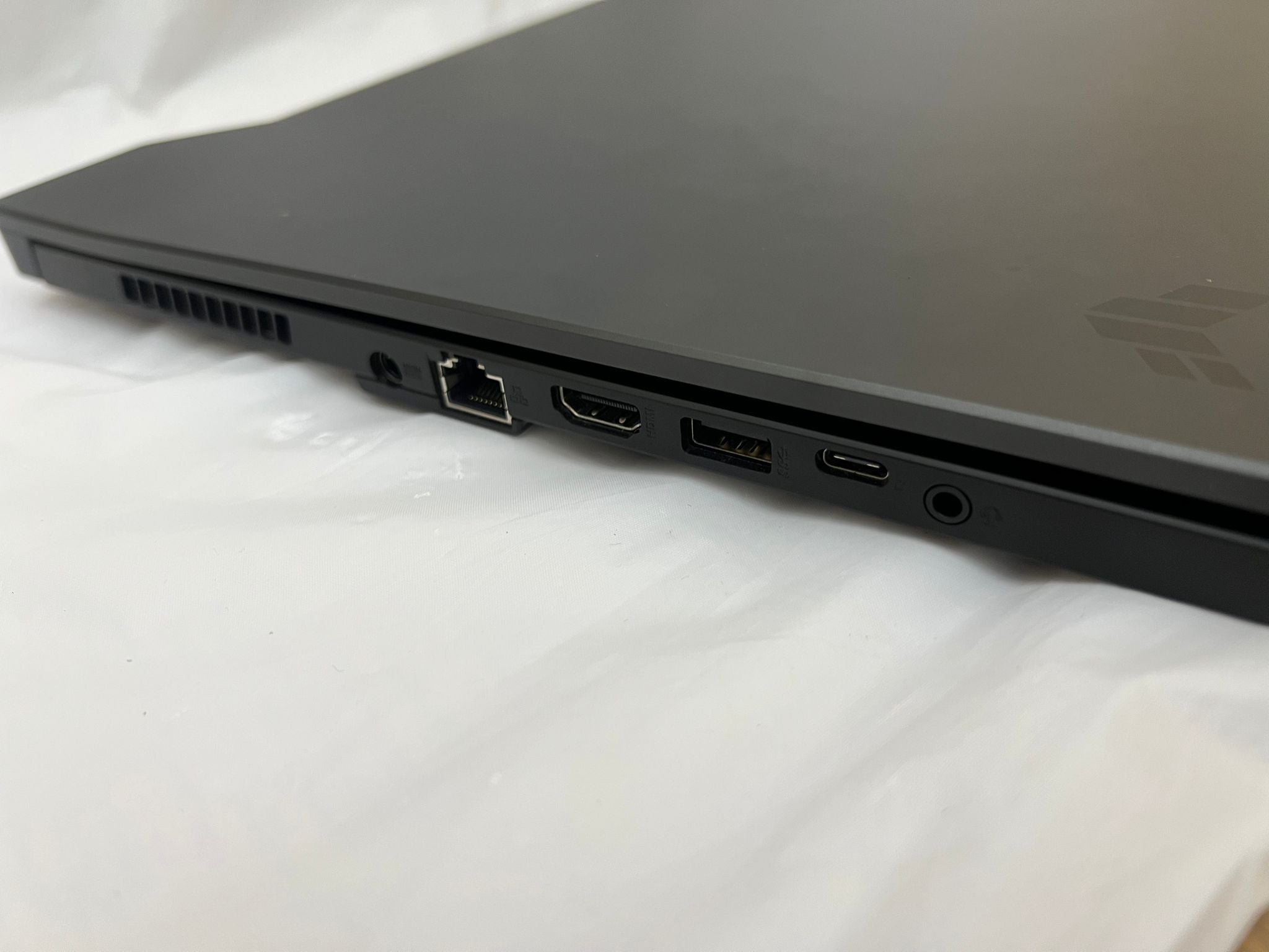 ASUS TUF Dash F15 15" - Intel i7 11370H 16GB 1TB RTX 3070 - Gaming Laptop