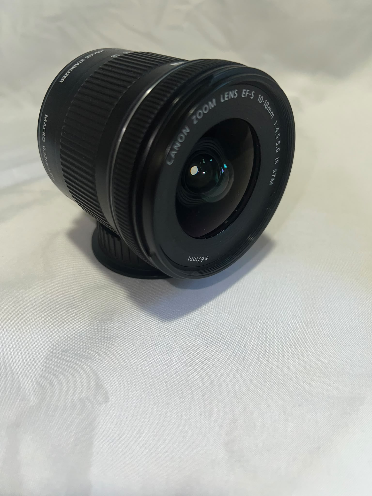Canon EF-S 10-18mm f/4.5-5.6 IS STM Lens - EF-S-Mount Lens/APS-C Format