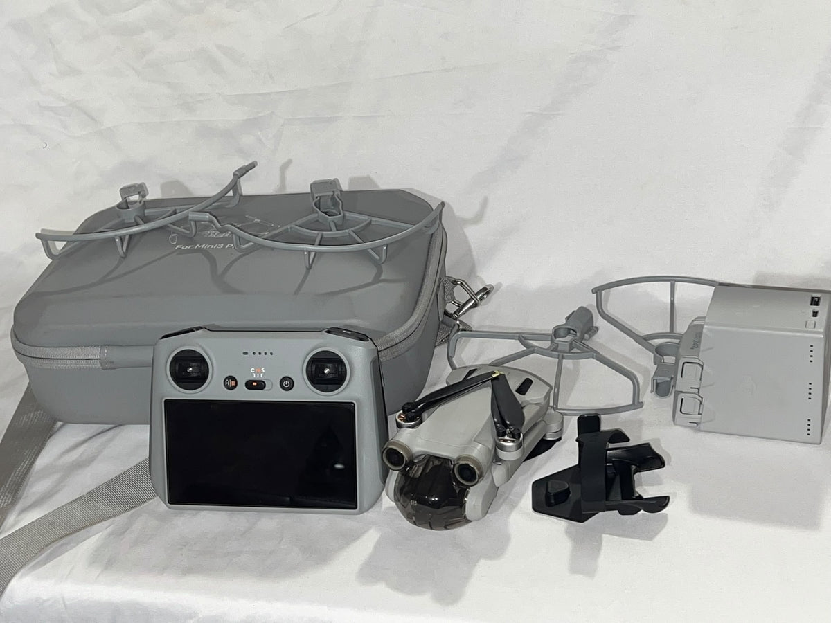 DJI Mini 3 Pro Fly More Combo with DJI RC