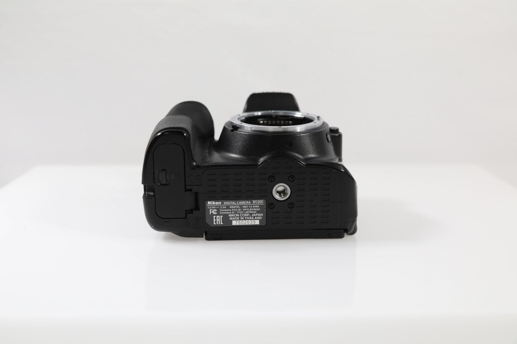Nikon D5300 Camera - Body
