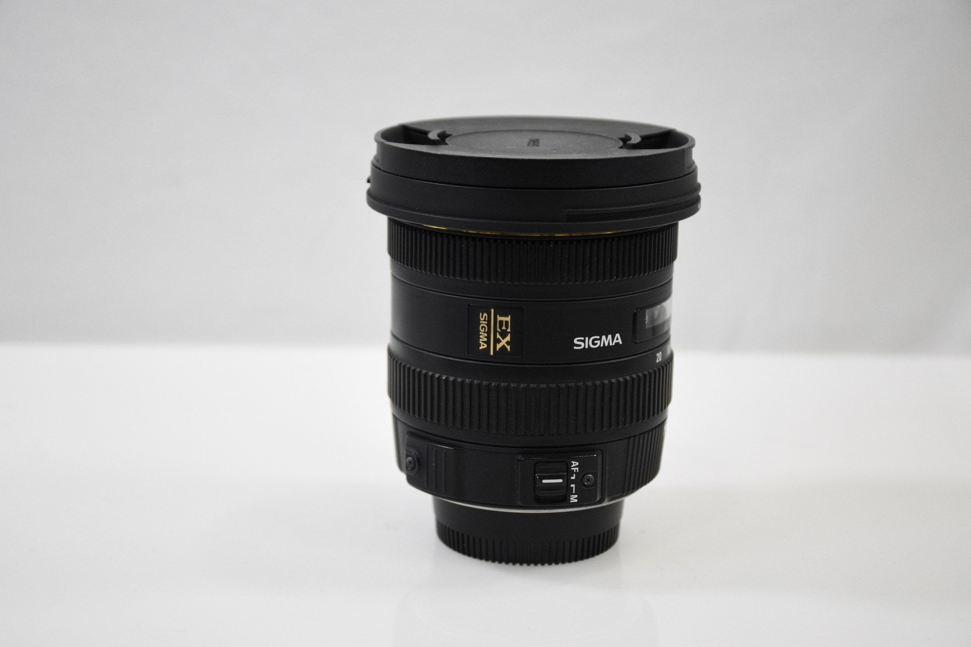 Sigma 10-20mm f/3.5 EX DC HSM Wide Angle Zoom Lens  - F-Mount Lens/DX Format - DOKAN