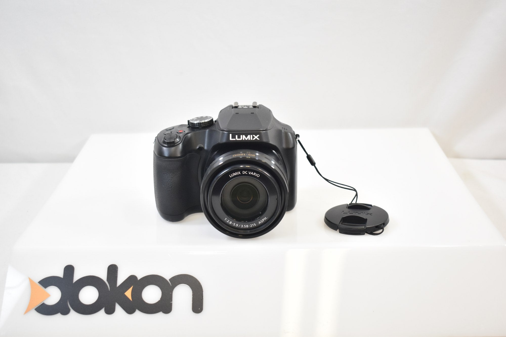 Panasonic LUMIX DC-FZ80DK Full-Frame with 20-1200mm Lens Kit - box and bag