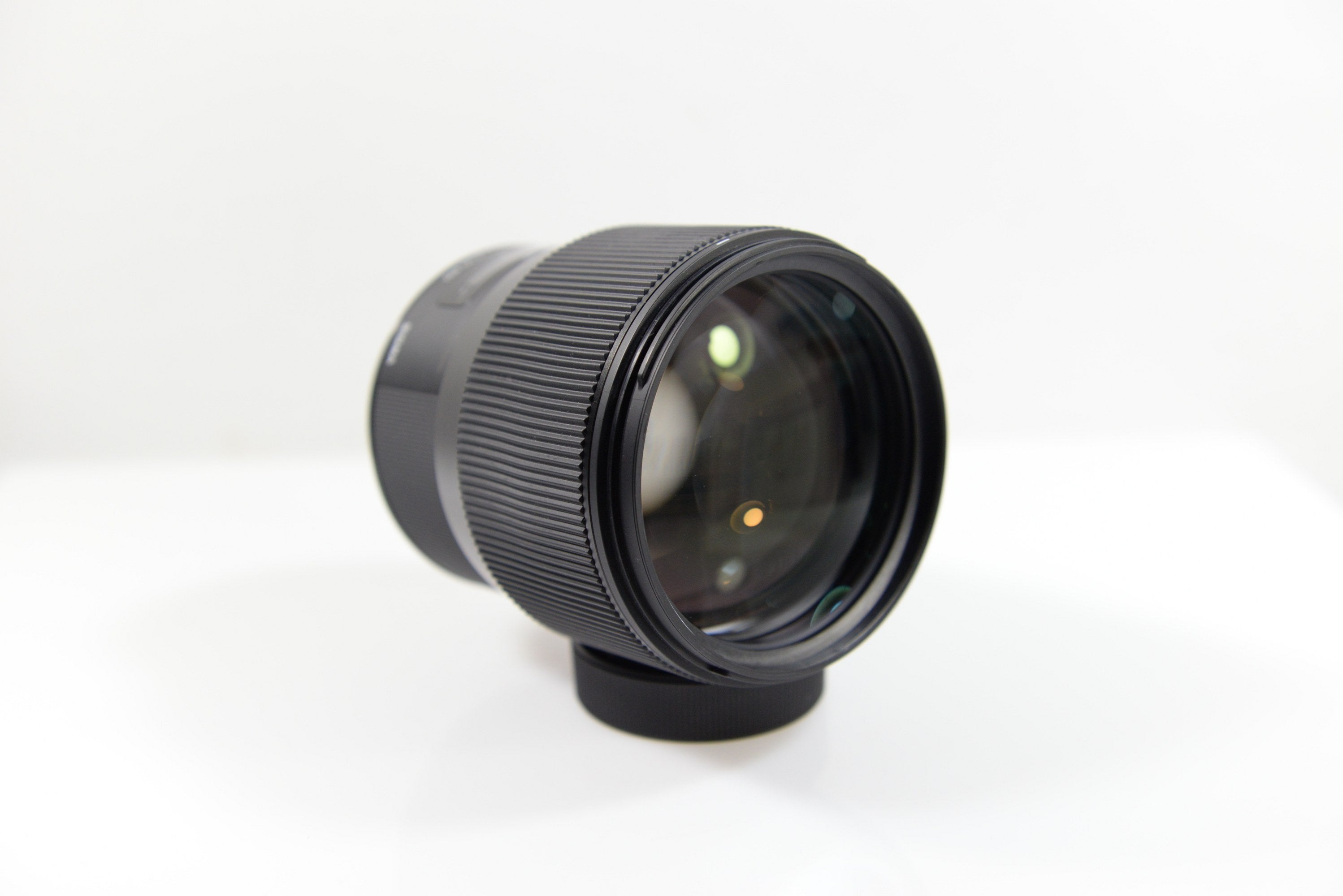 Sigma 135mm f/1.8 DG HSM Art Lens - F-Mount Lens/FX Format - DOKAN