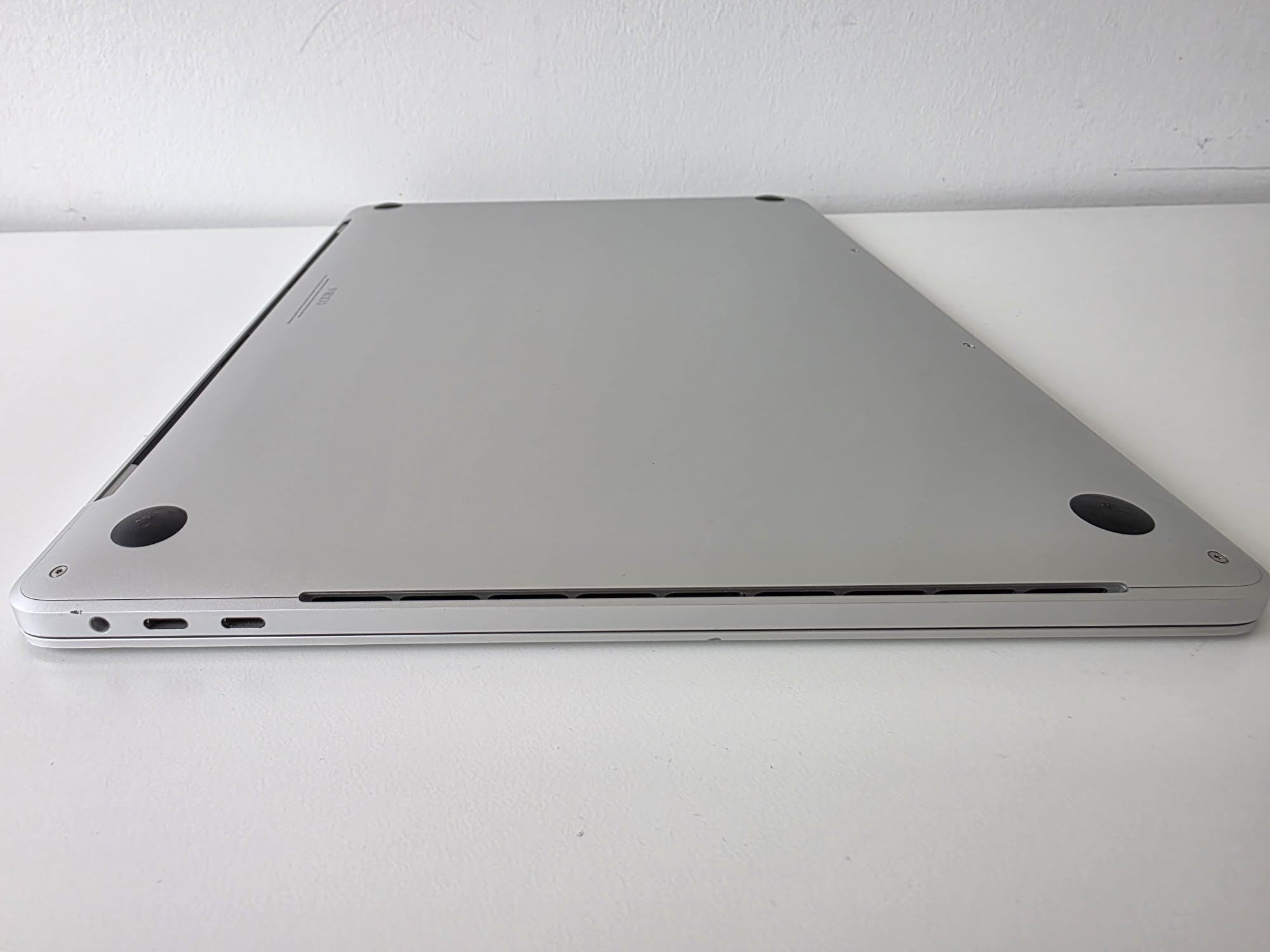 Apple MacBook Pro 16" 2019 - i7 16GB 512GB - Laptop - DOKAN