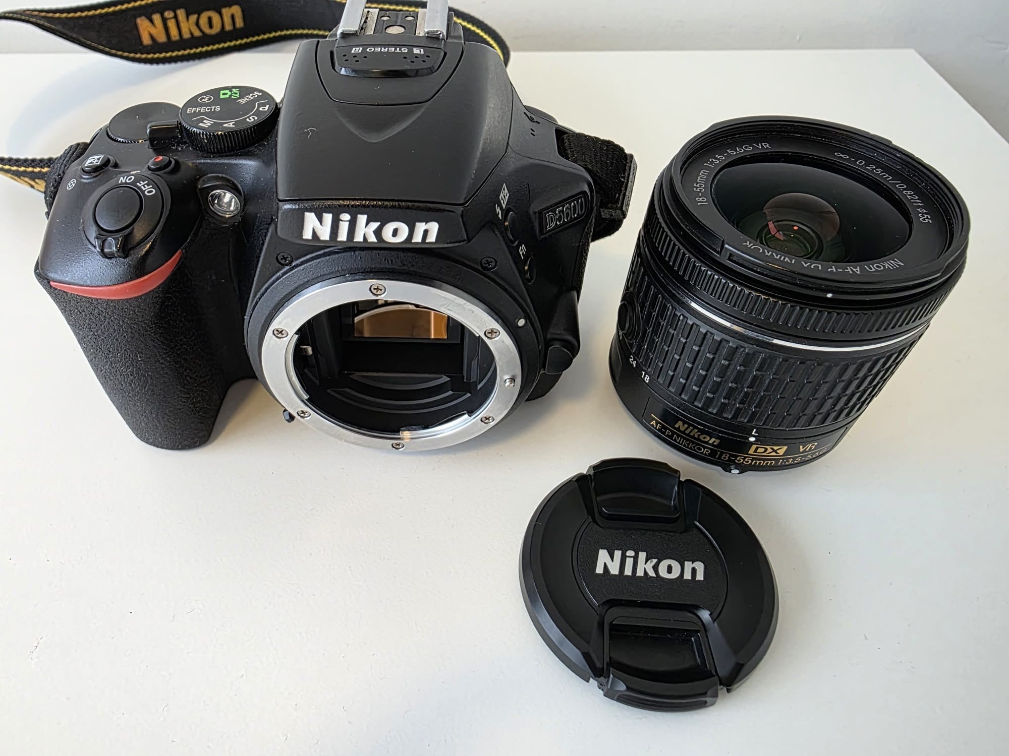 Nikon D5600 DSLR Camera - AF-P DX NIKKOR 18-55mm F3.5-5.6G VR Lens