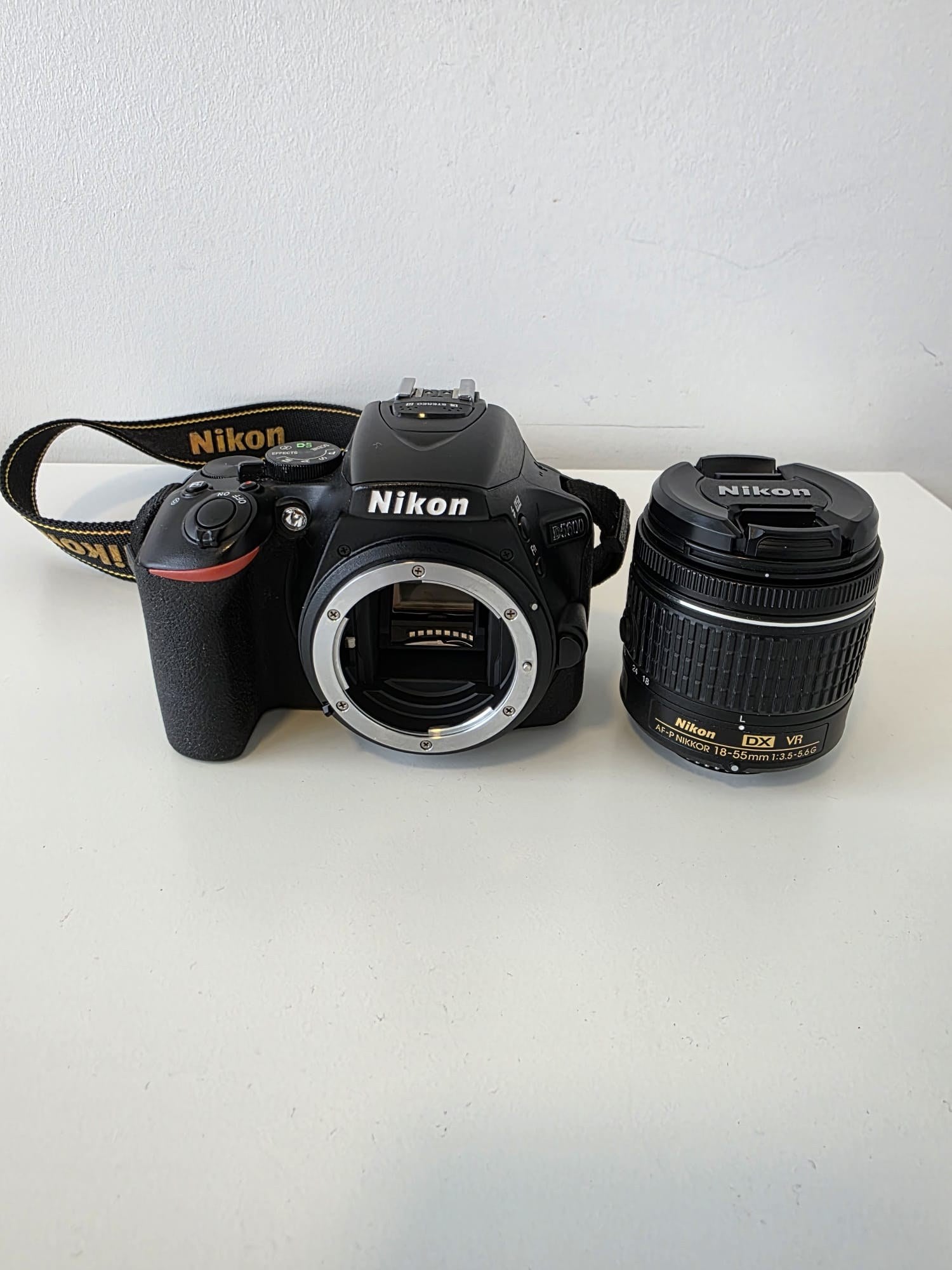 Nikon D5600 DSLR Camera - AF-P DX NIKKOR 18-55mm F3.5-5.6G VR Lens