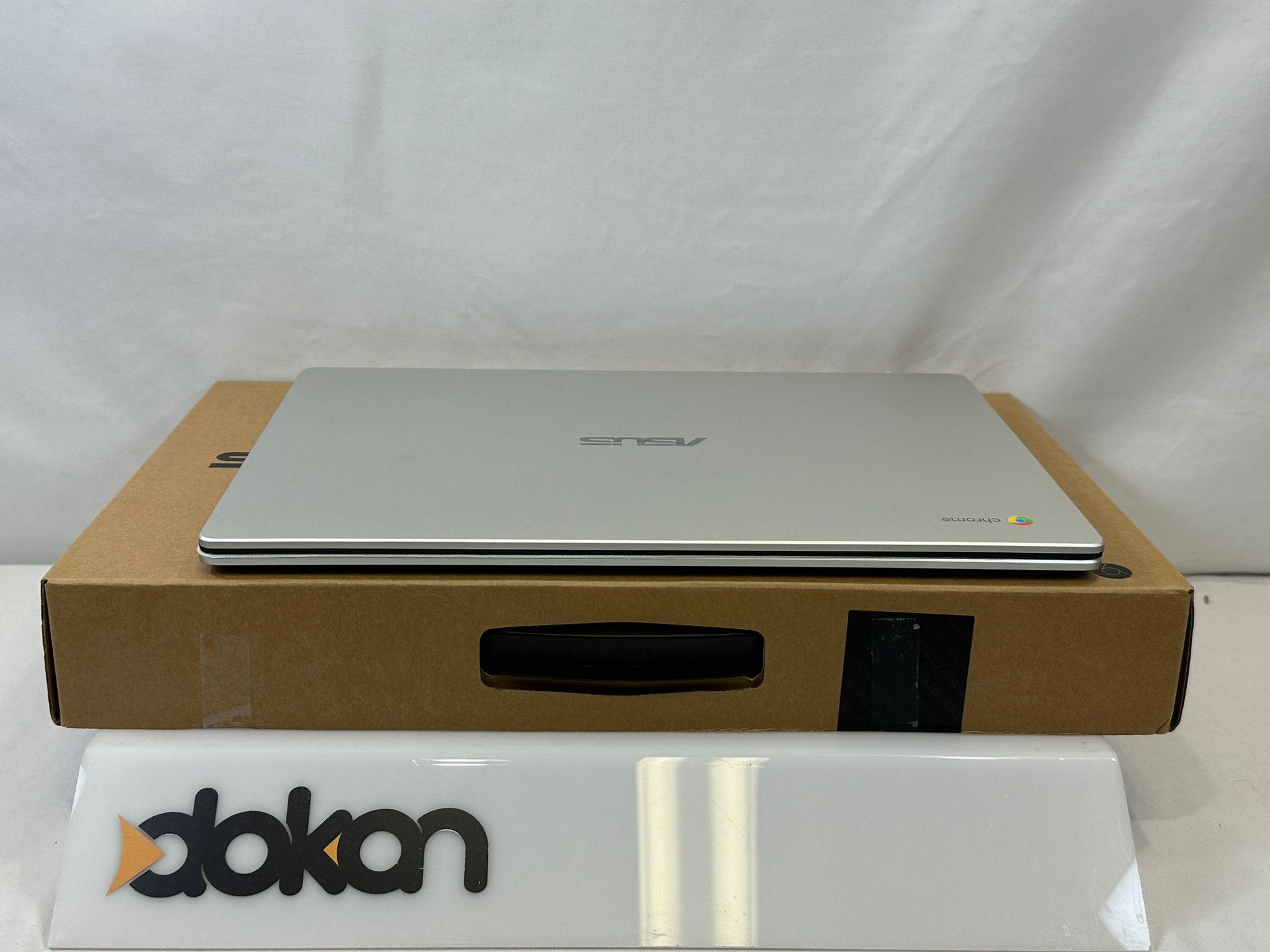 ASUS Chromebook C523N 15" - Intel Celeron 4GB 32GB - Laptop - DOKAN