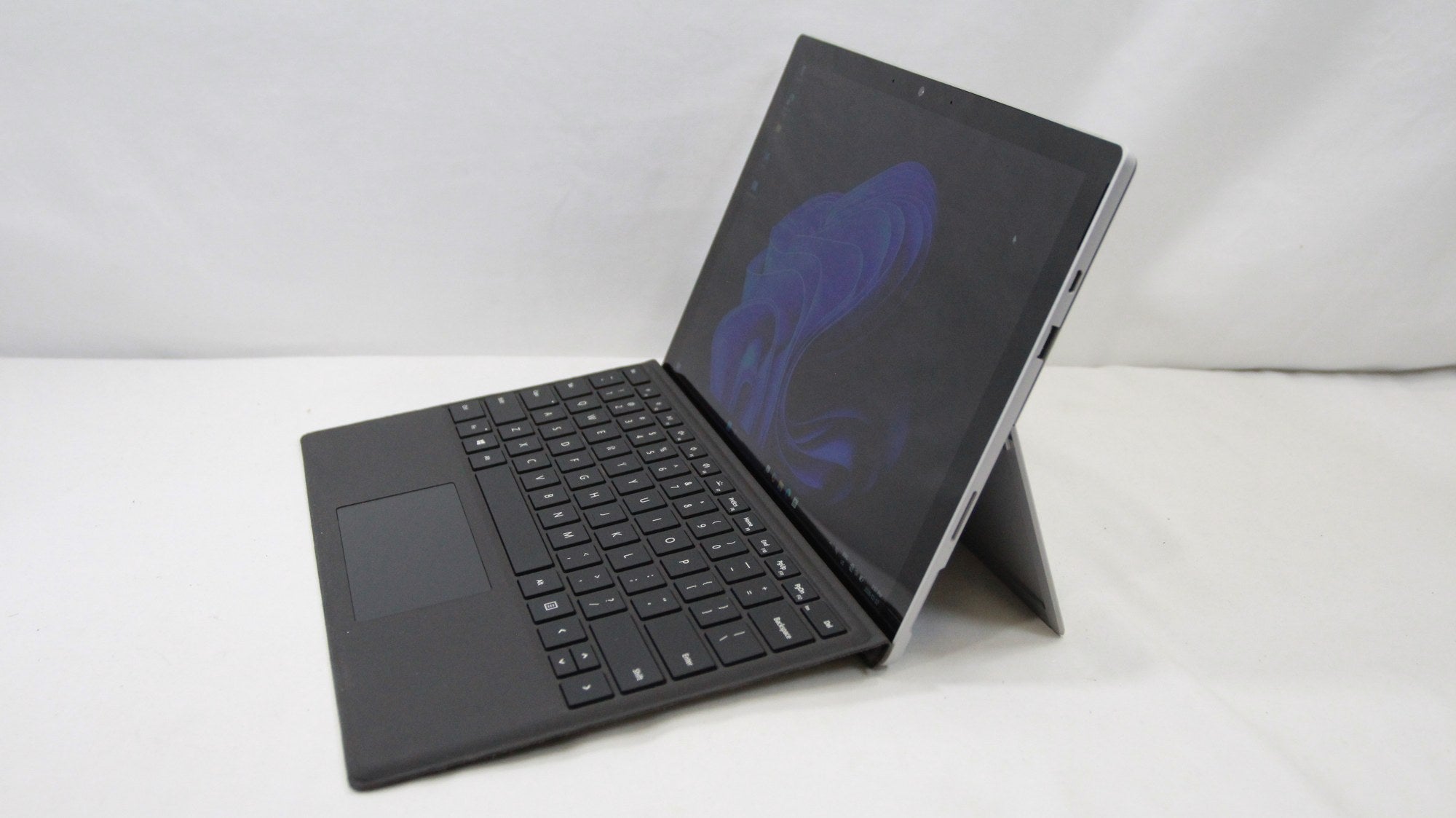 Microsoft Surface Pro 7+ 12.3