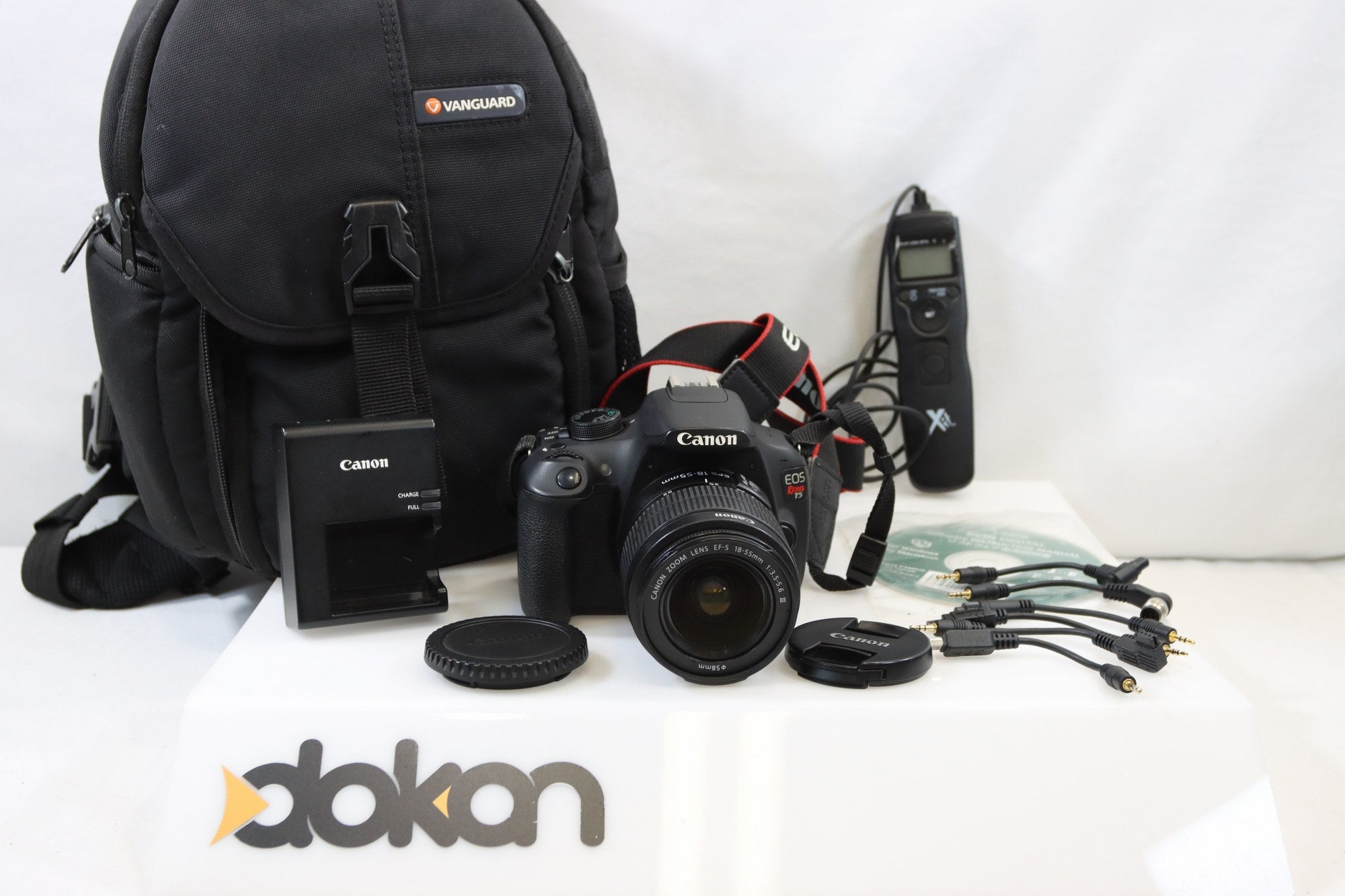 Canon EOS Rebel T5 DSLR Camera Kit - EF-S 18-55mm f/3.5-5.6 IS III lens