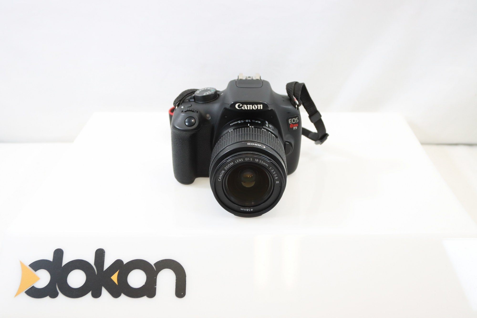 Canon EOS Rebel T5 DSLR Camera Kit - EF-S 18-55mm f/3.5-5.6 IS III lens