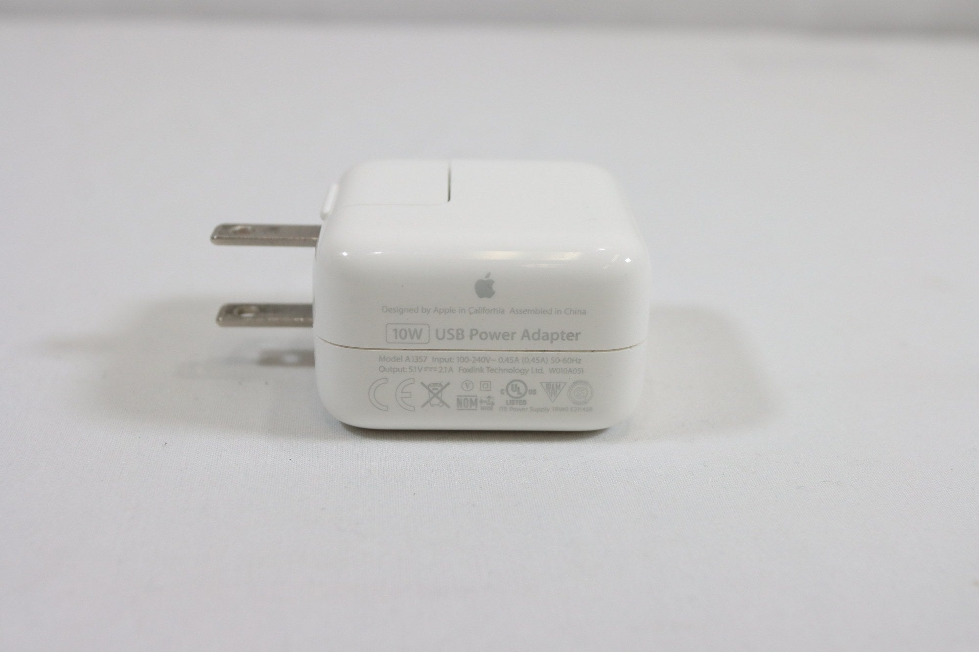 Apple 10W USB Wall Charger Power Adapter