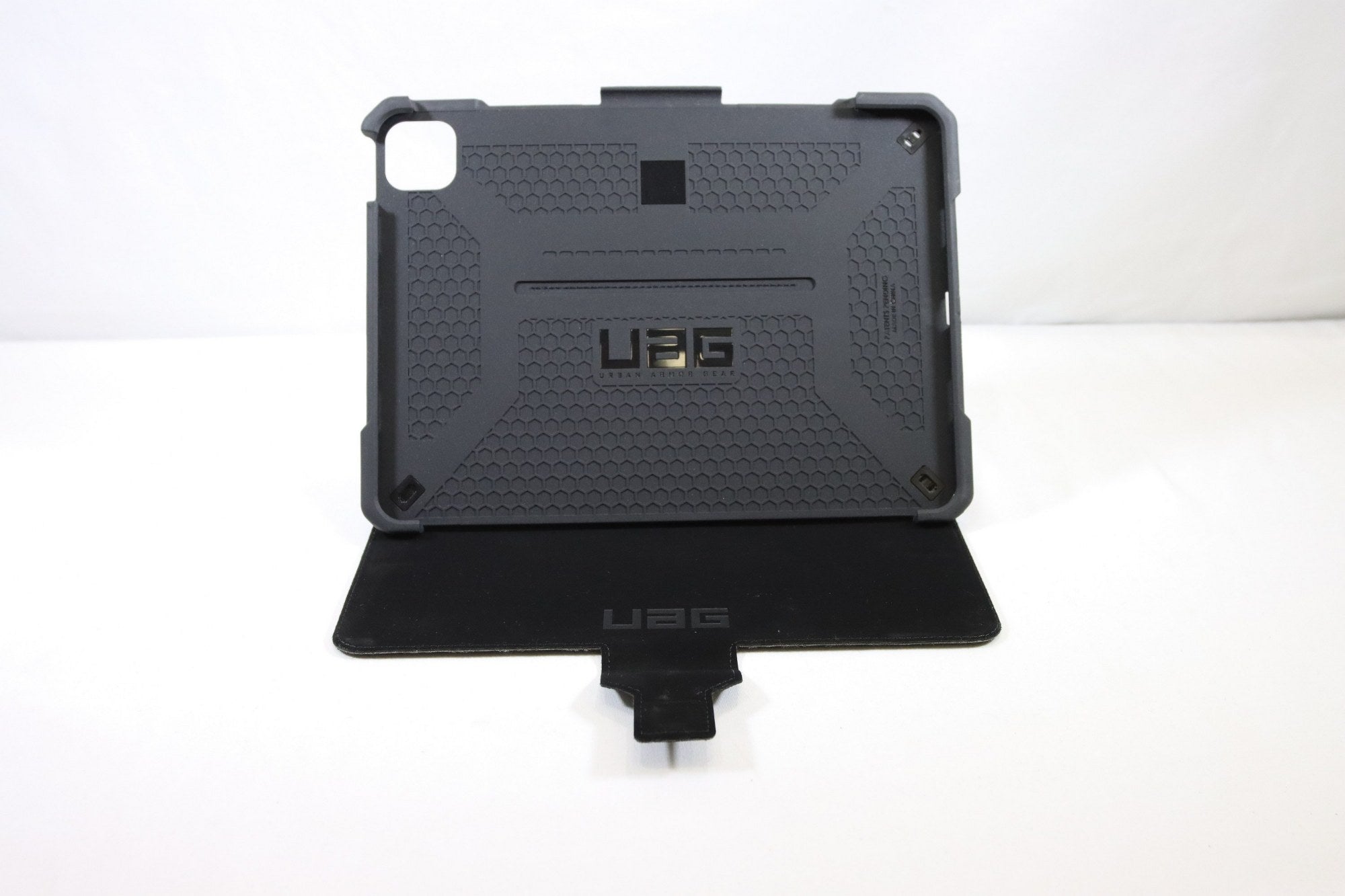 Uag étui Folio pour iPad Pro 11"