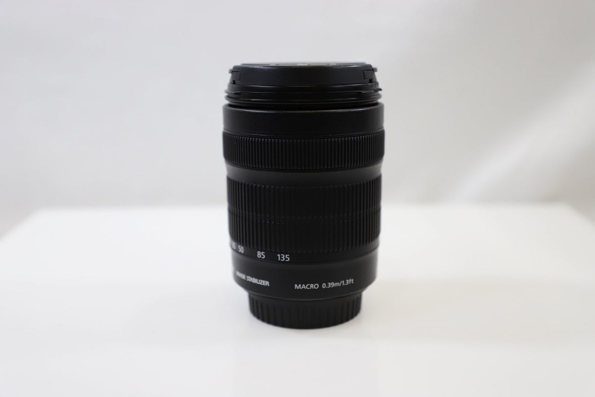 Canon EF-S 18-135mm f/3.5-5.6 IS Standard Zoom Lens - EF-S Mount Lens/APS-C Format