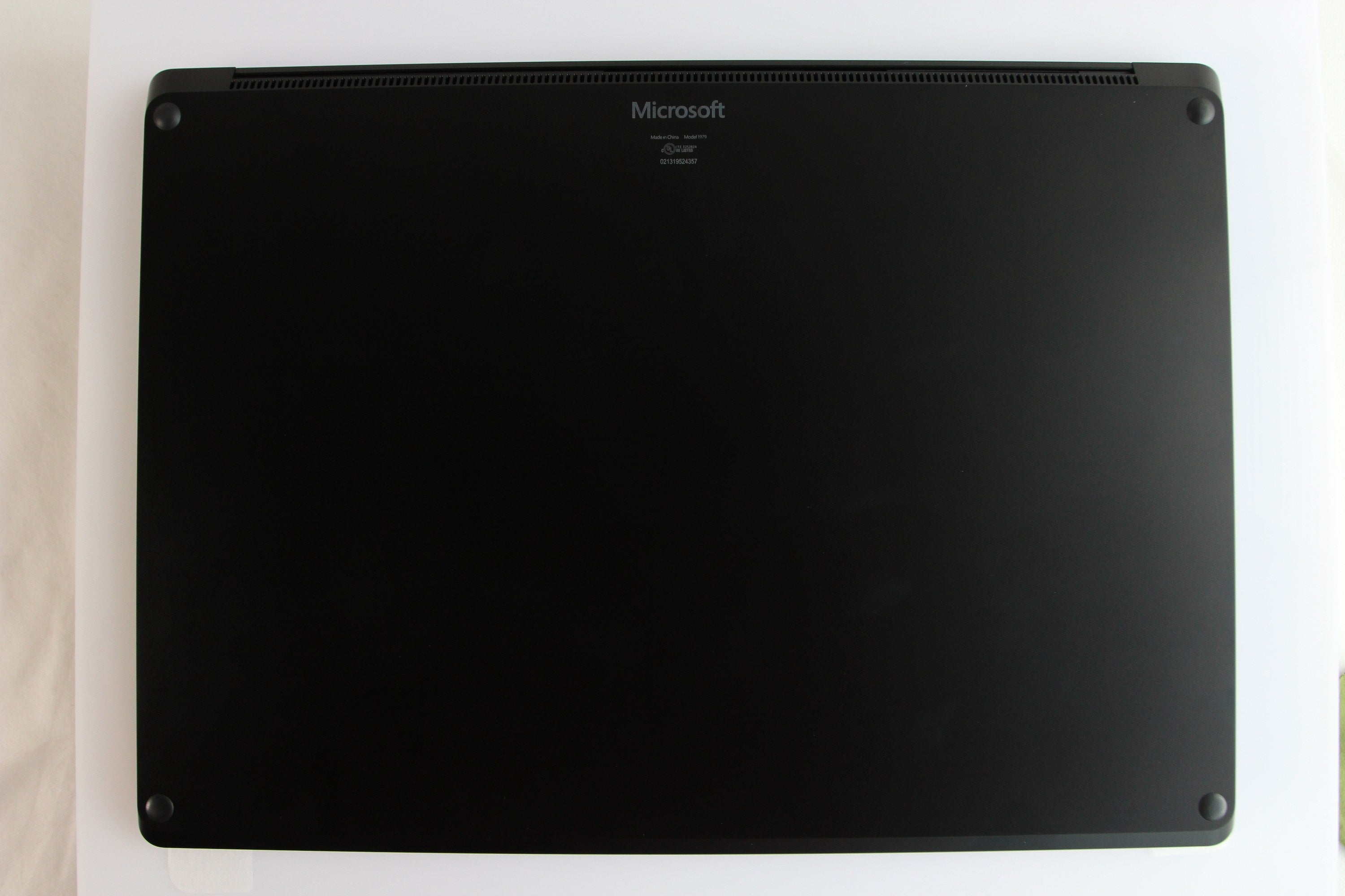 Microsoft Surface Laptop 4 13.5" - Intel i7 1185G7 16GB 256GB - Touchscreen Laptop - DOKAN