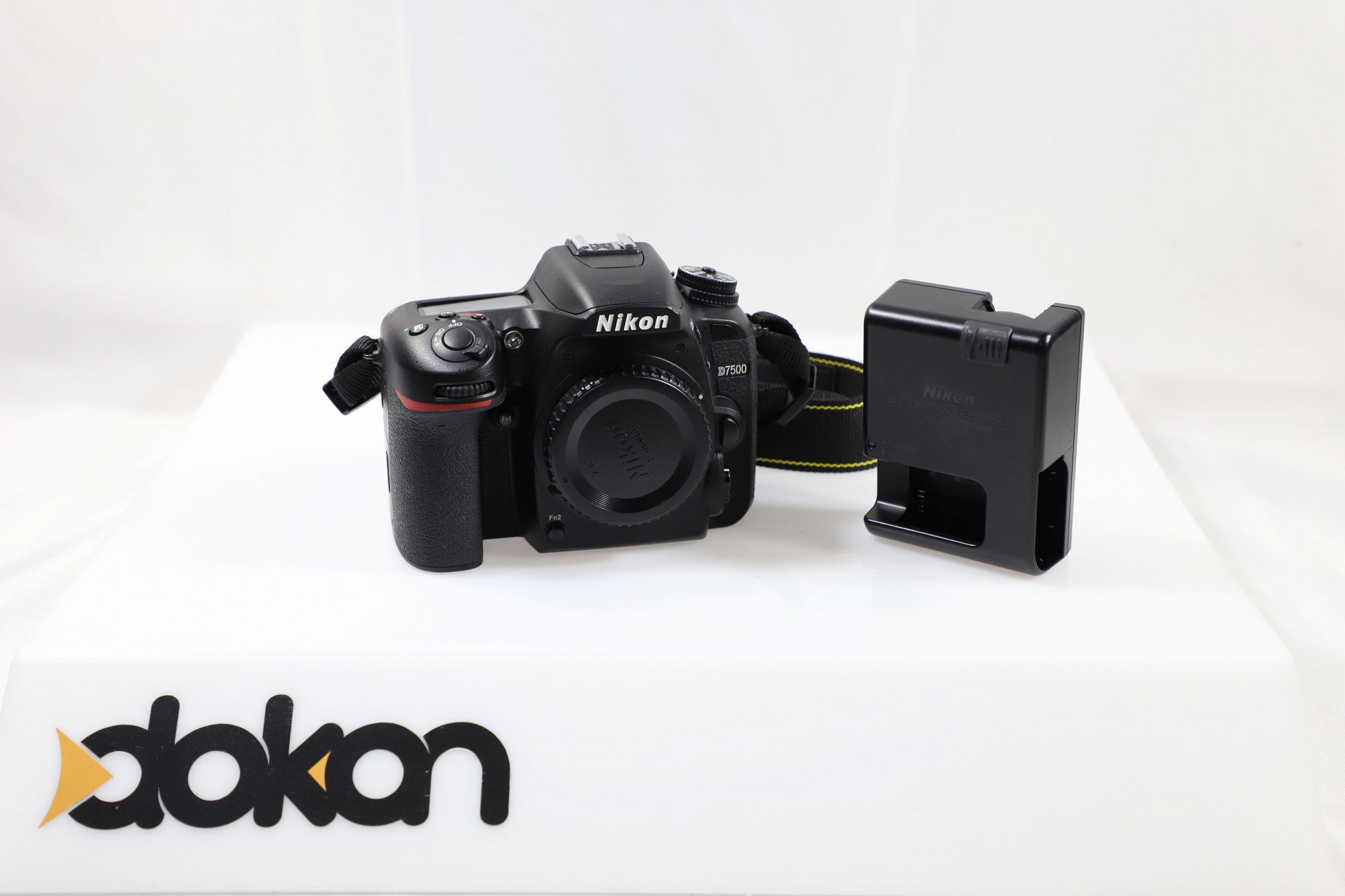 Cámara réflex digital Nikon D7500 de 20.9MP - Cuerpo