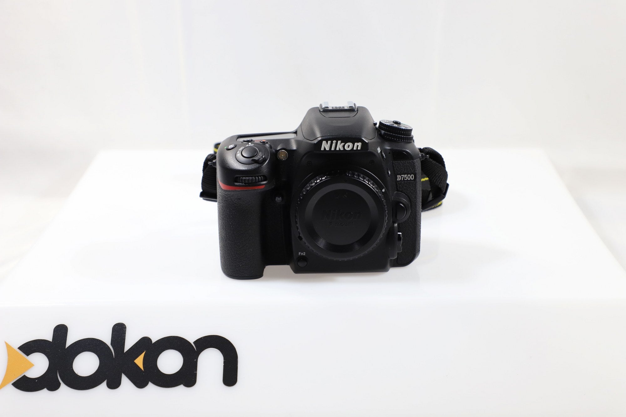 Cámara réflex digital Nikon D7500 de 20.9MP - Cuerpo