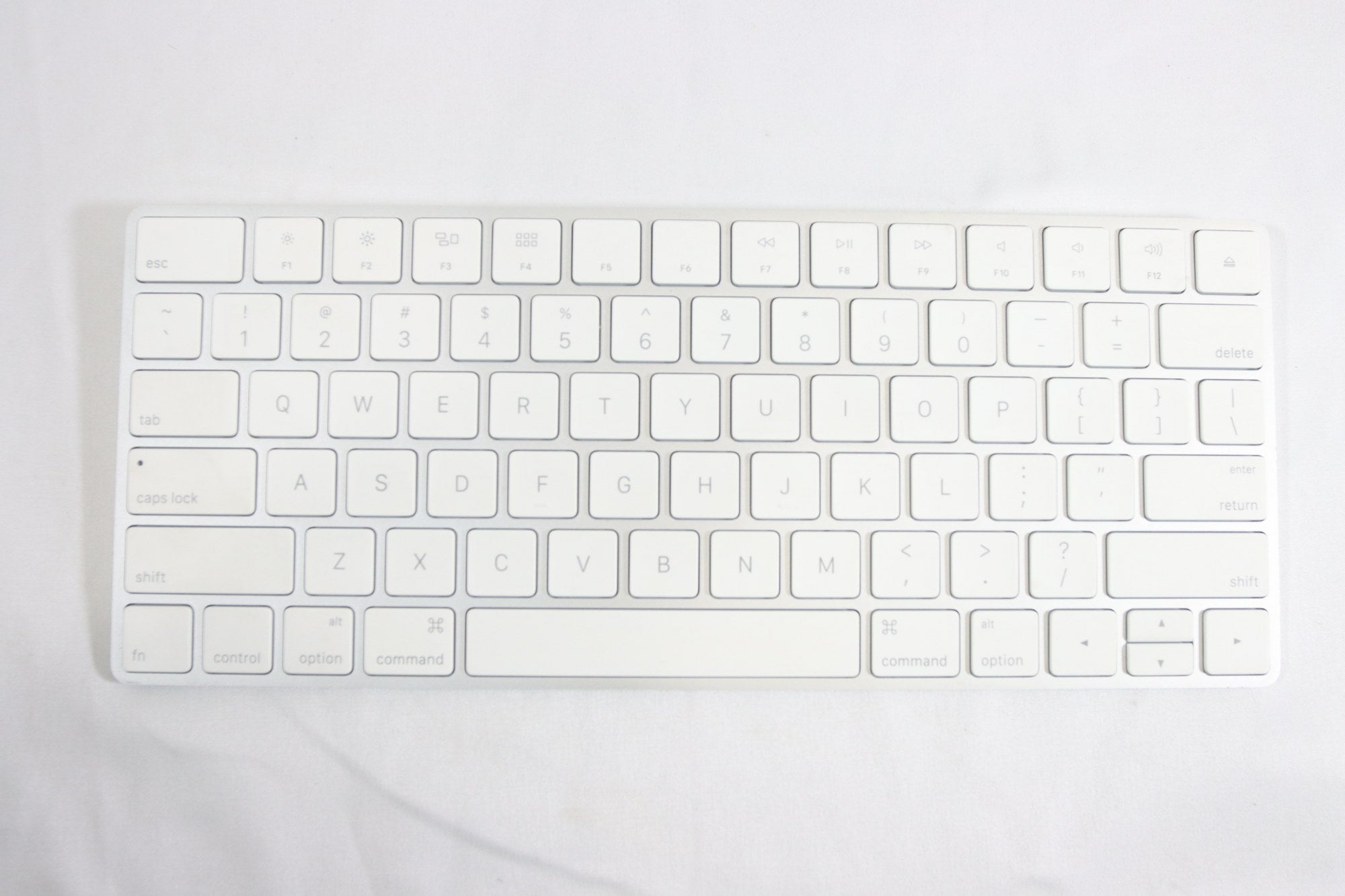 Apple Magic A1644 Bluetooth Wireless Keyboard