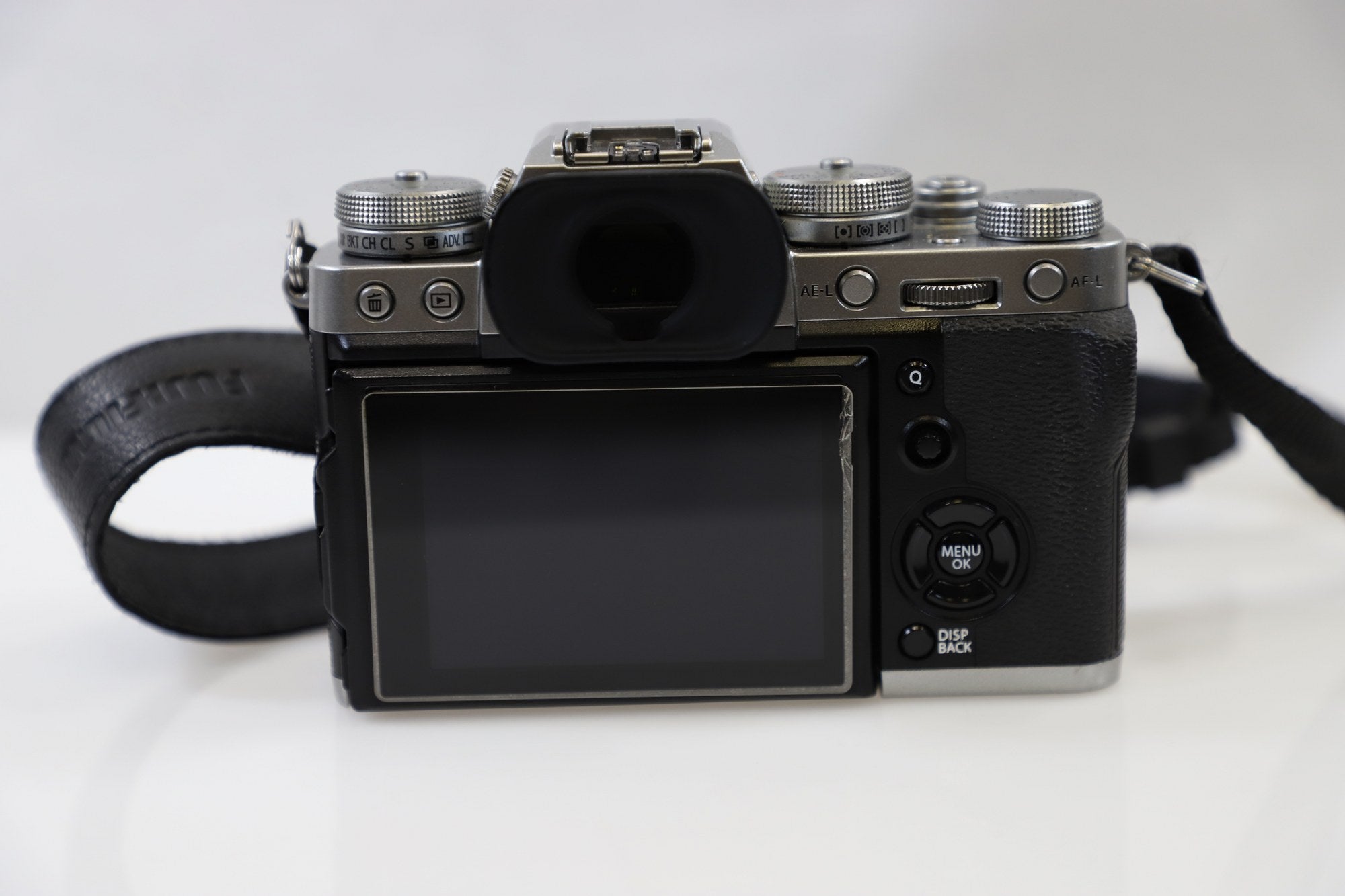 FUJIFILM X-T3 Mirrorless Camera - Body