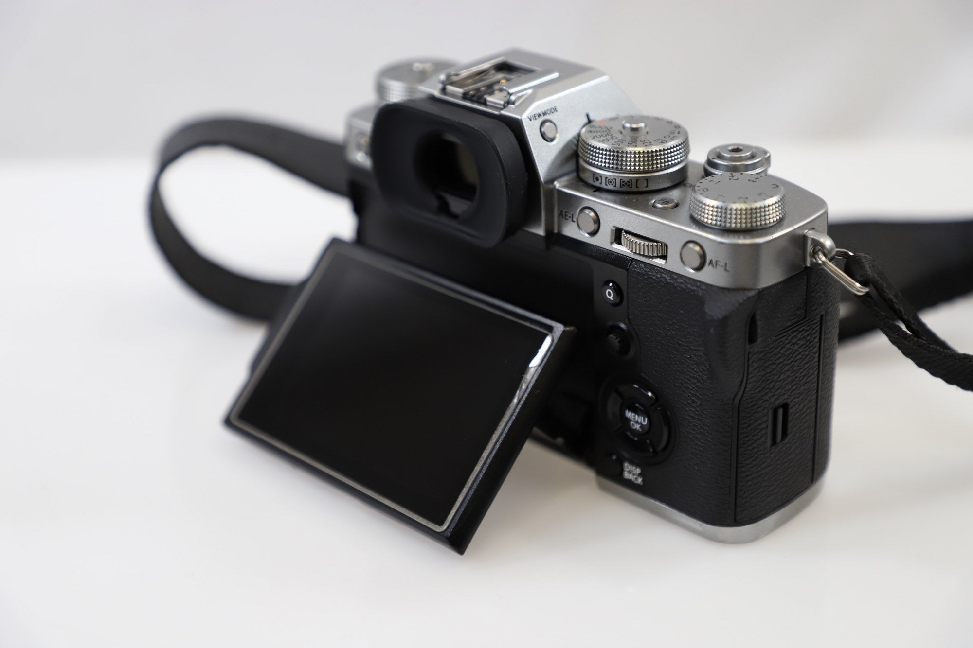 FUJIFILM X-T3 Mirrorless Camera - Body