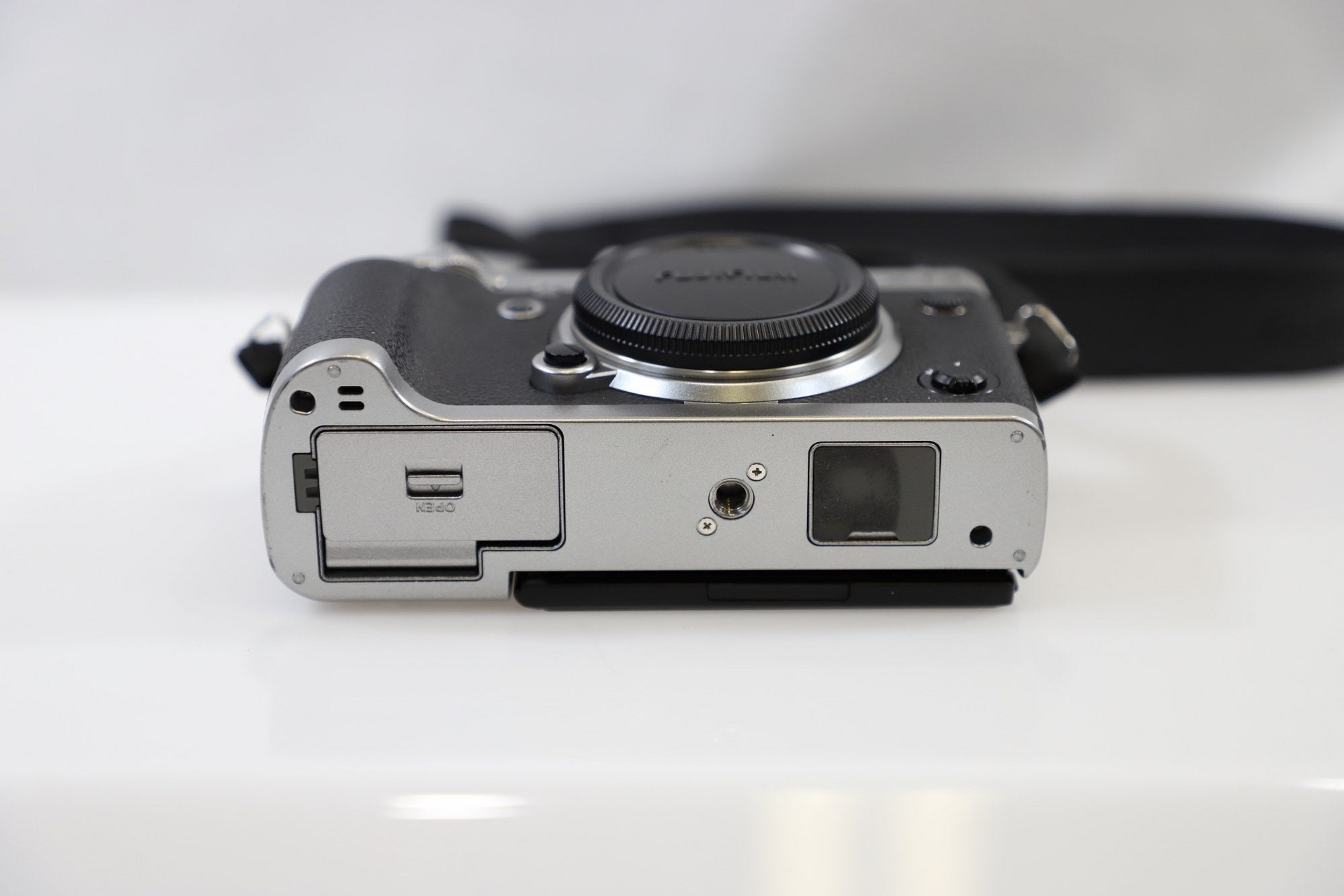 FUJIFILM X-T3 Mirrorless Camera - Body
