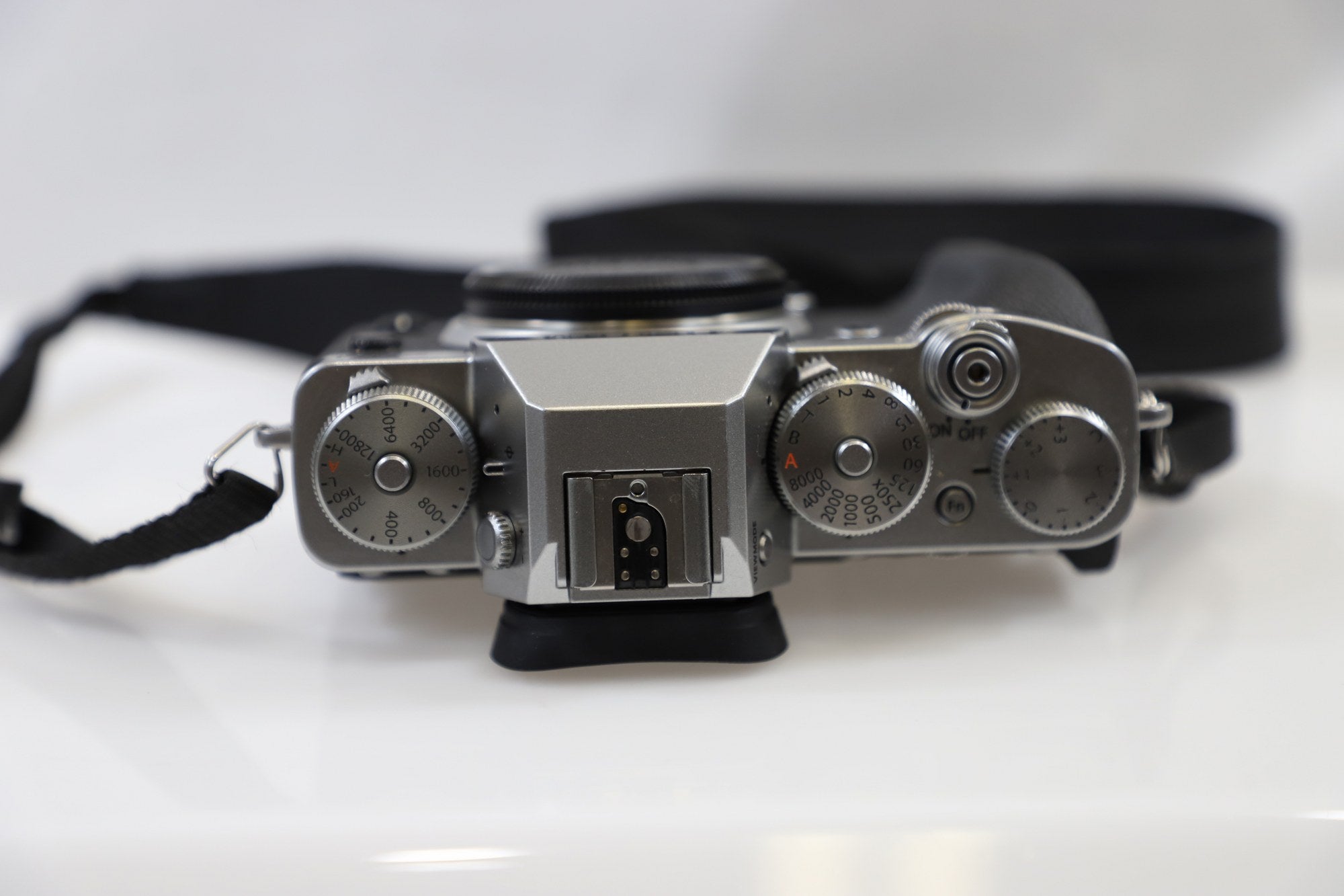 FUJIFILM X-T3 Mirrorless Camera - Body